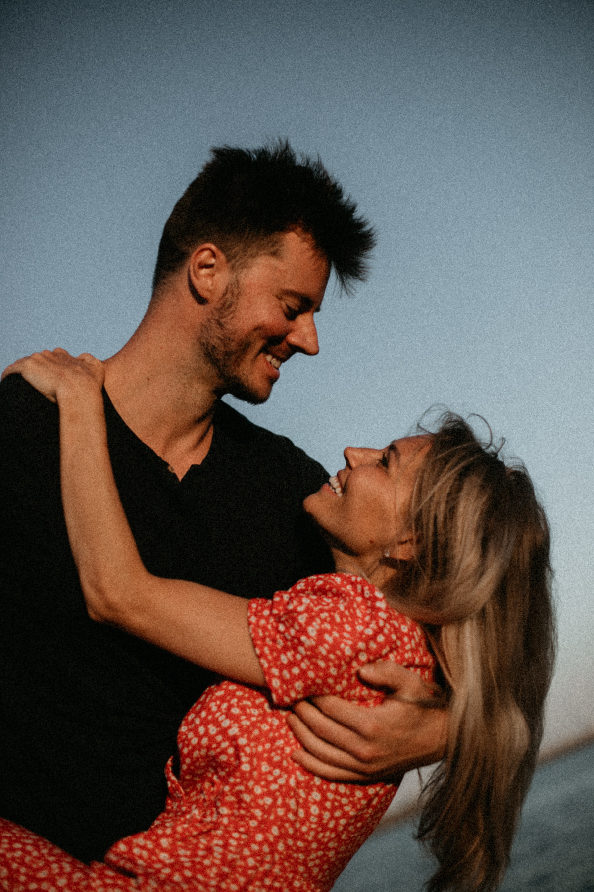 Veera & Peetu. Family and portrait photographer Helsinki