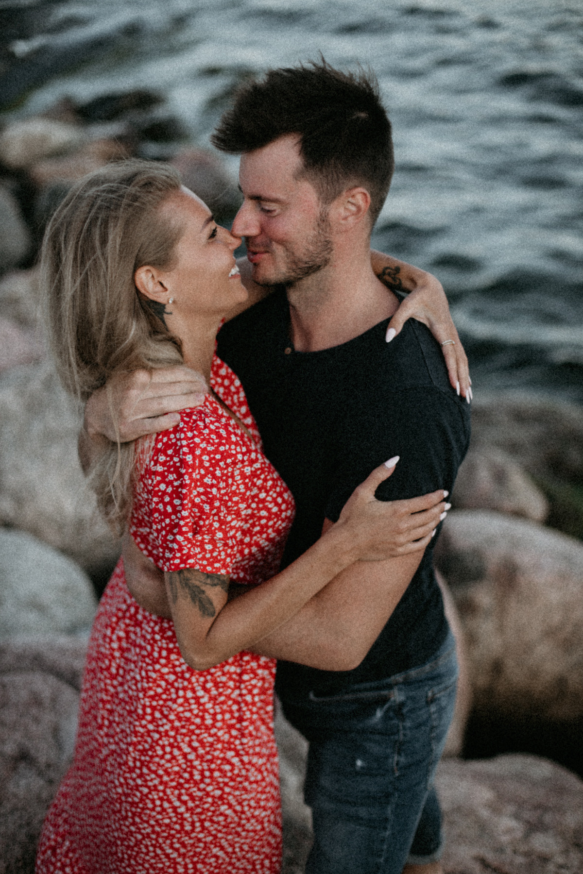 Veera & Peetu. Family and portrait photographer Helsinki