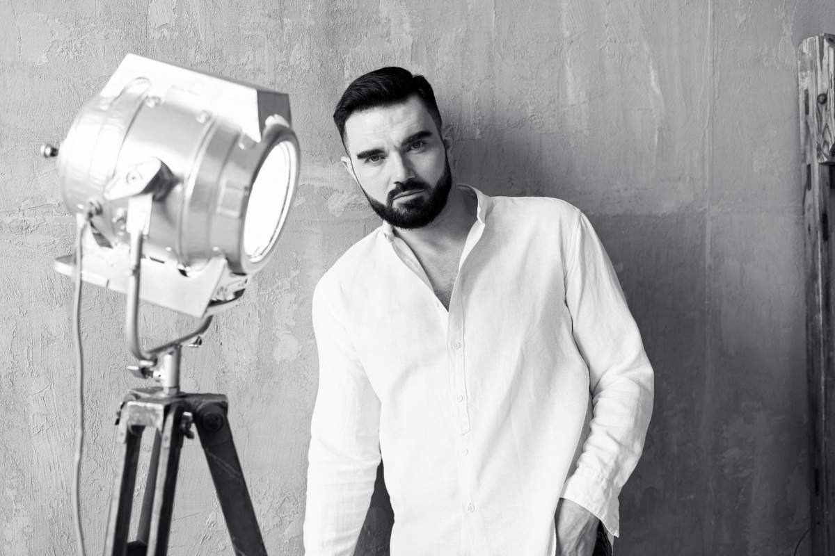Мужской портрет. BWstudio — фотостудия черно-белой фотографии Алматы. Фотограф Алматы. Фотостудия Алматы