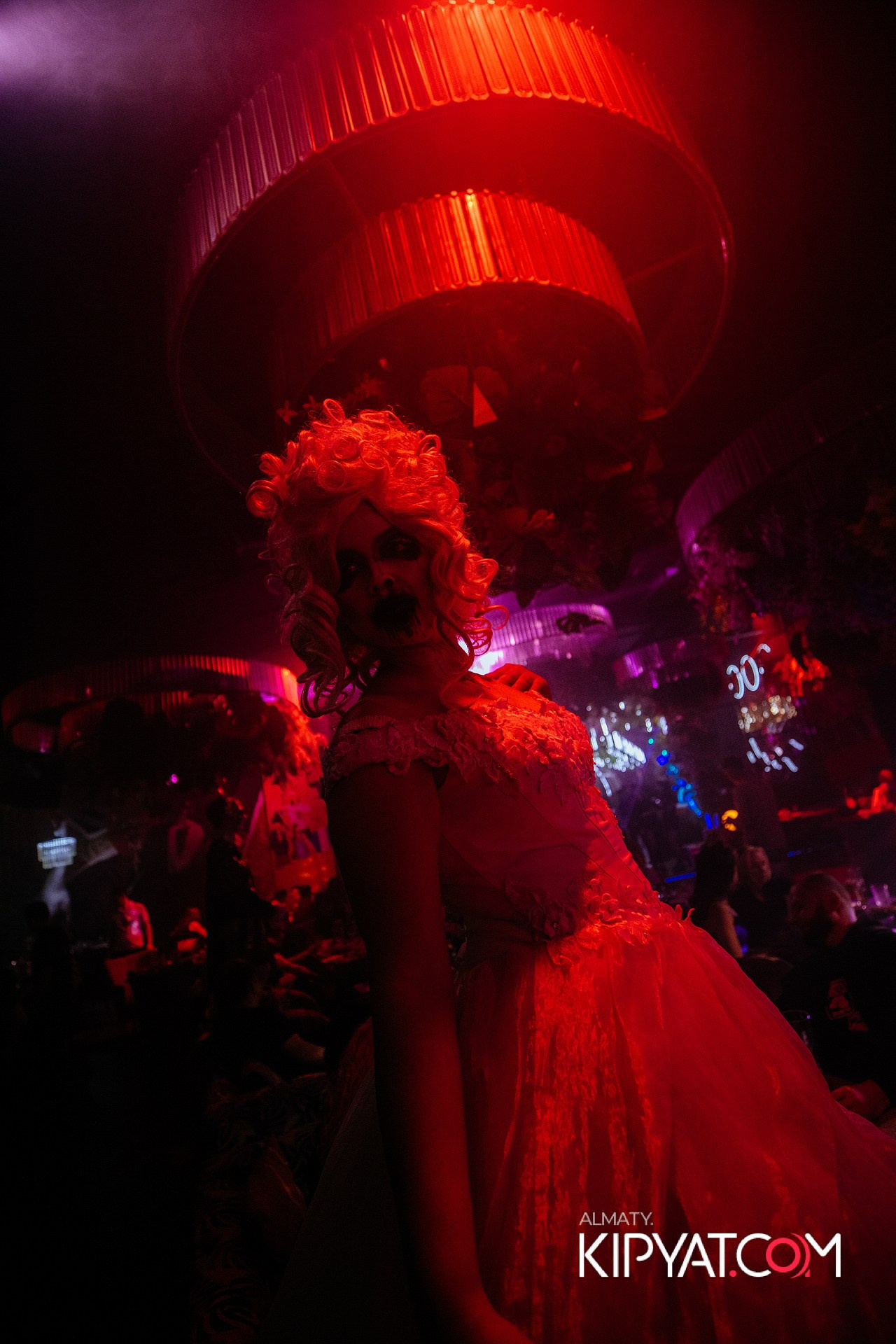 FRIENDS BAR & TERRACE. КИПЯТКОМ АЛМАТЫ! Фотосъемка мероприятий в Алматы