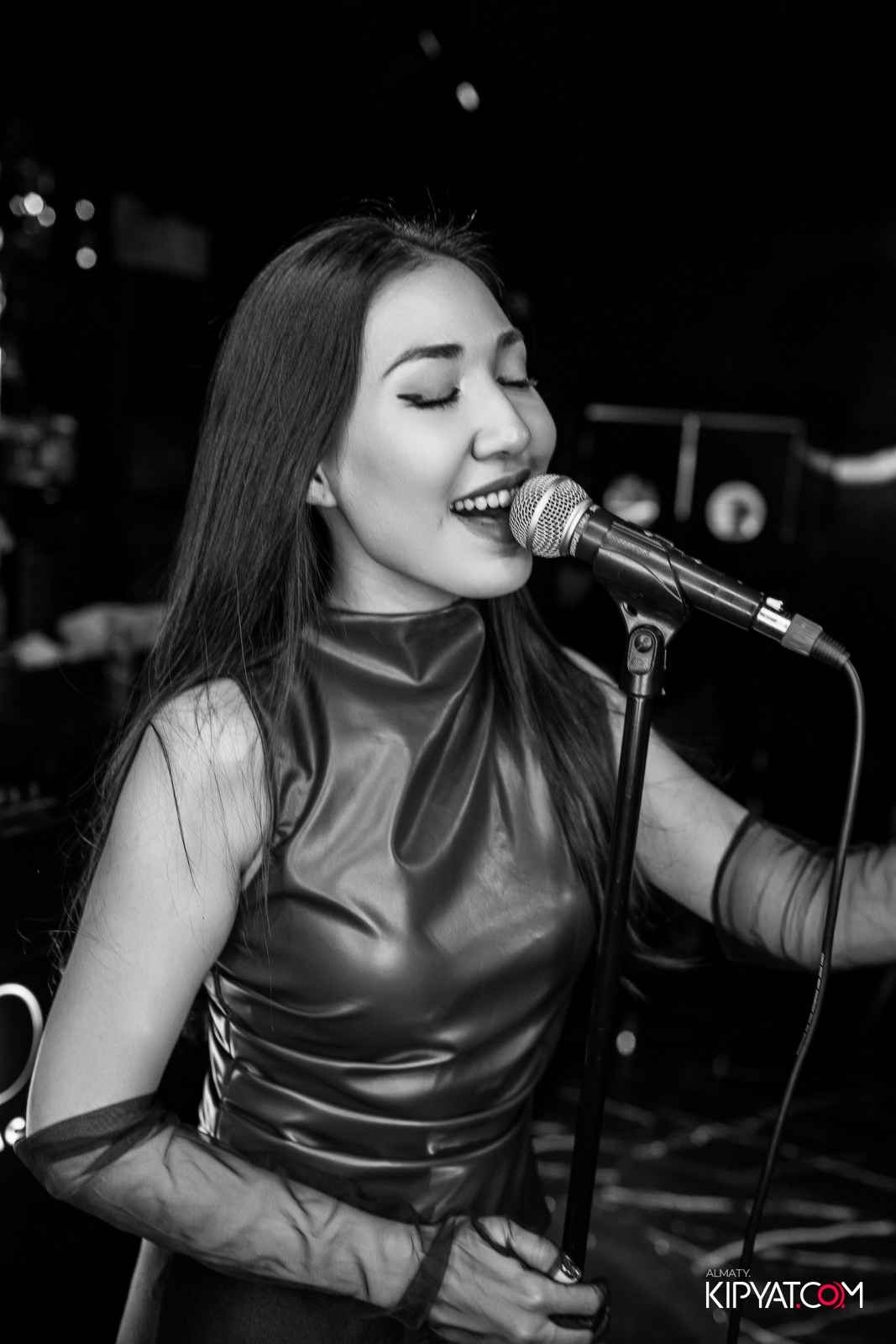 MOOD KARAOKE & TERRACE. КИПЯТКОМ АЛМАТЫ!