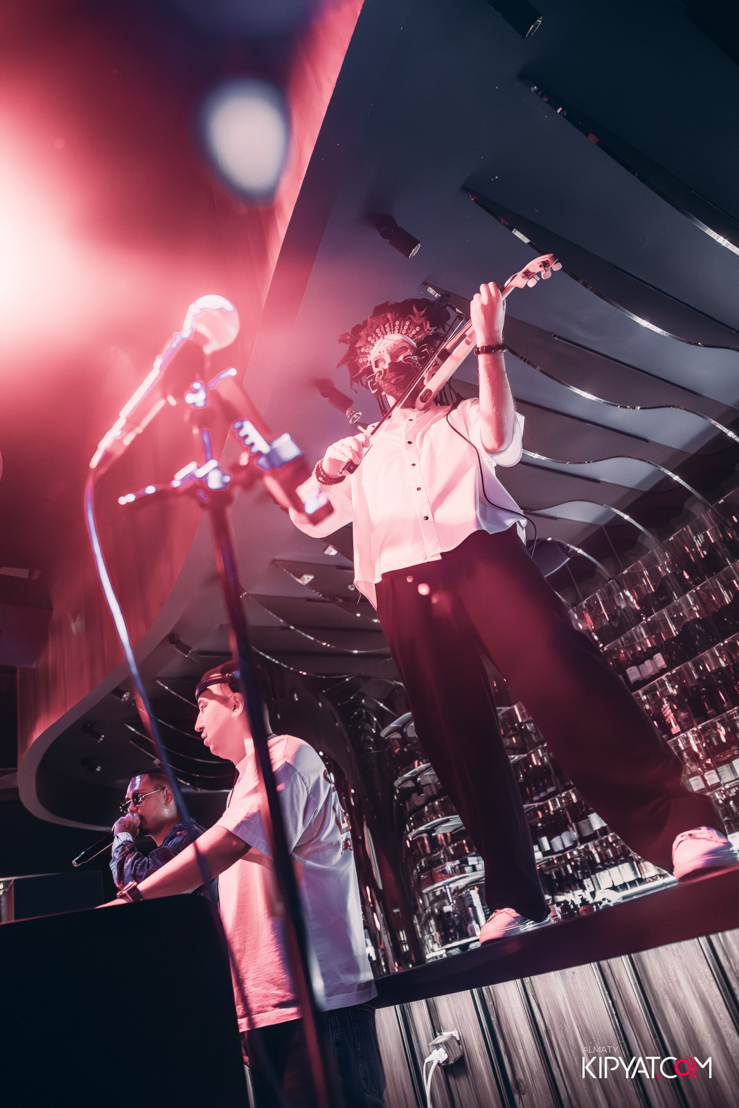 MOOD KARAOKE & TERRACE. КИПЯТКОМ АЛМАТЫ!