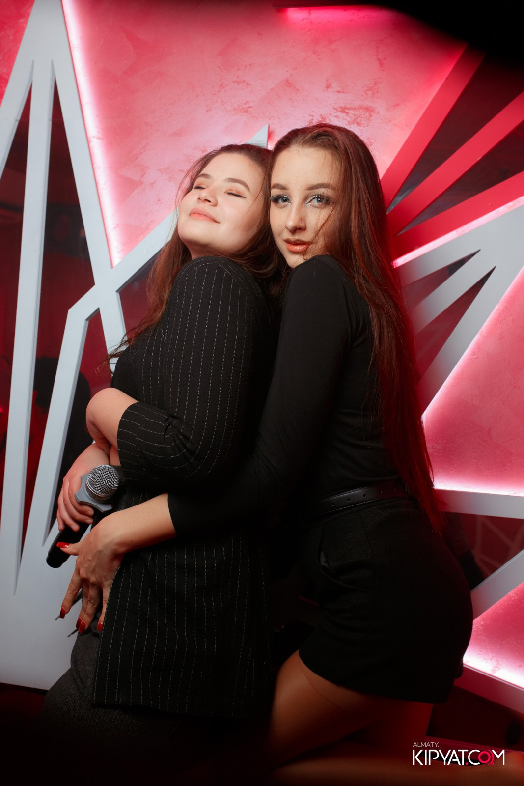 УХО И МЕДВЕДЬ НА ГАГАРИНА. КИПЯТКОМ АЛМАТЫ!