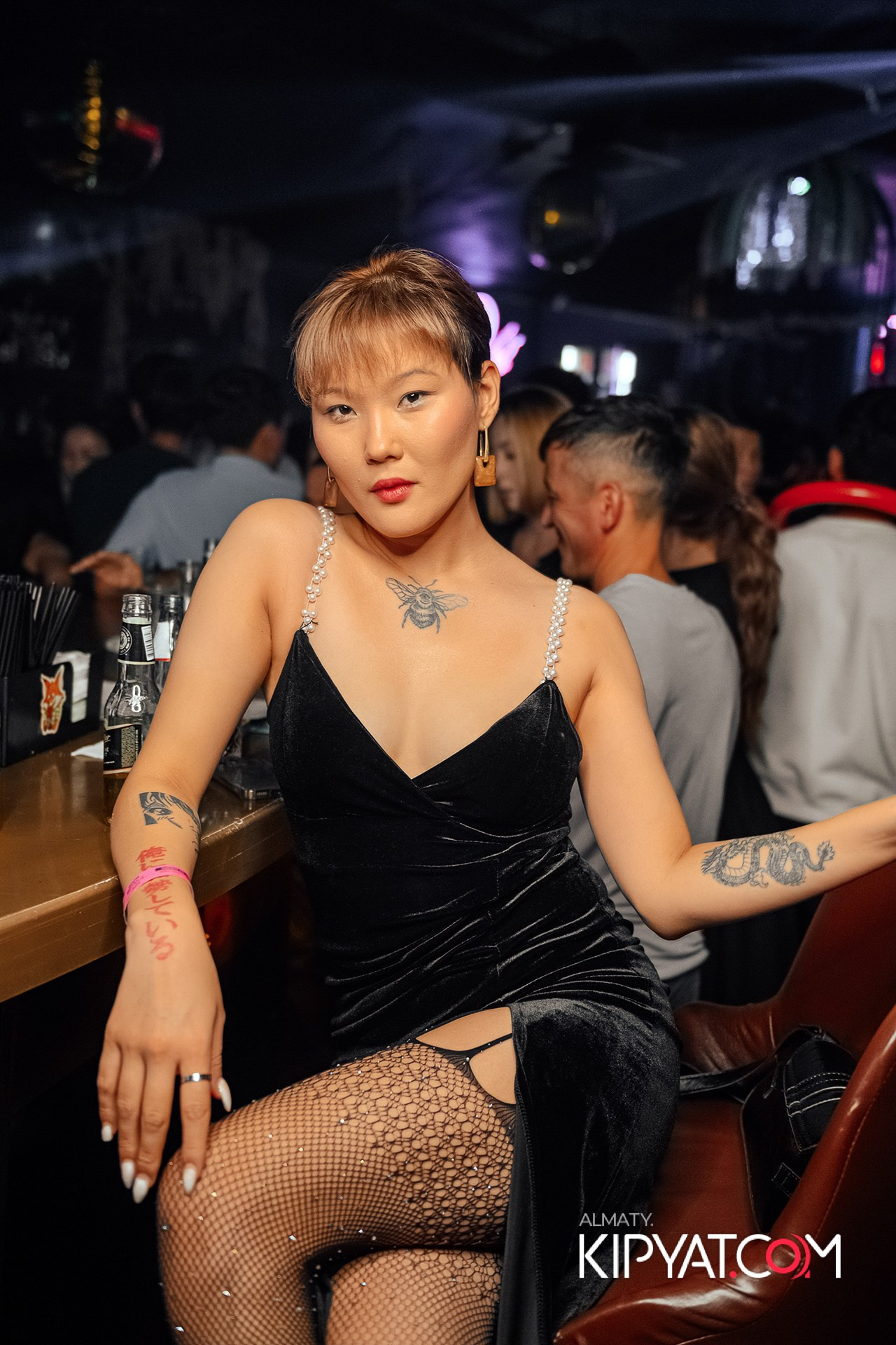 UYAT EMES BAR. КИПЯТКОМ АЛМАТЫ!