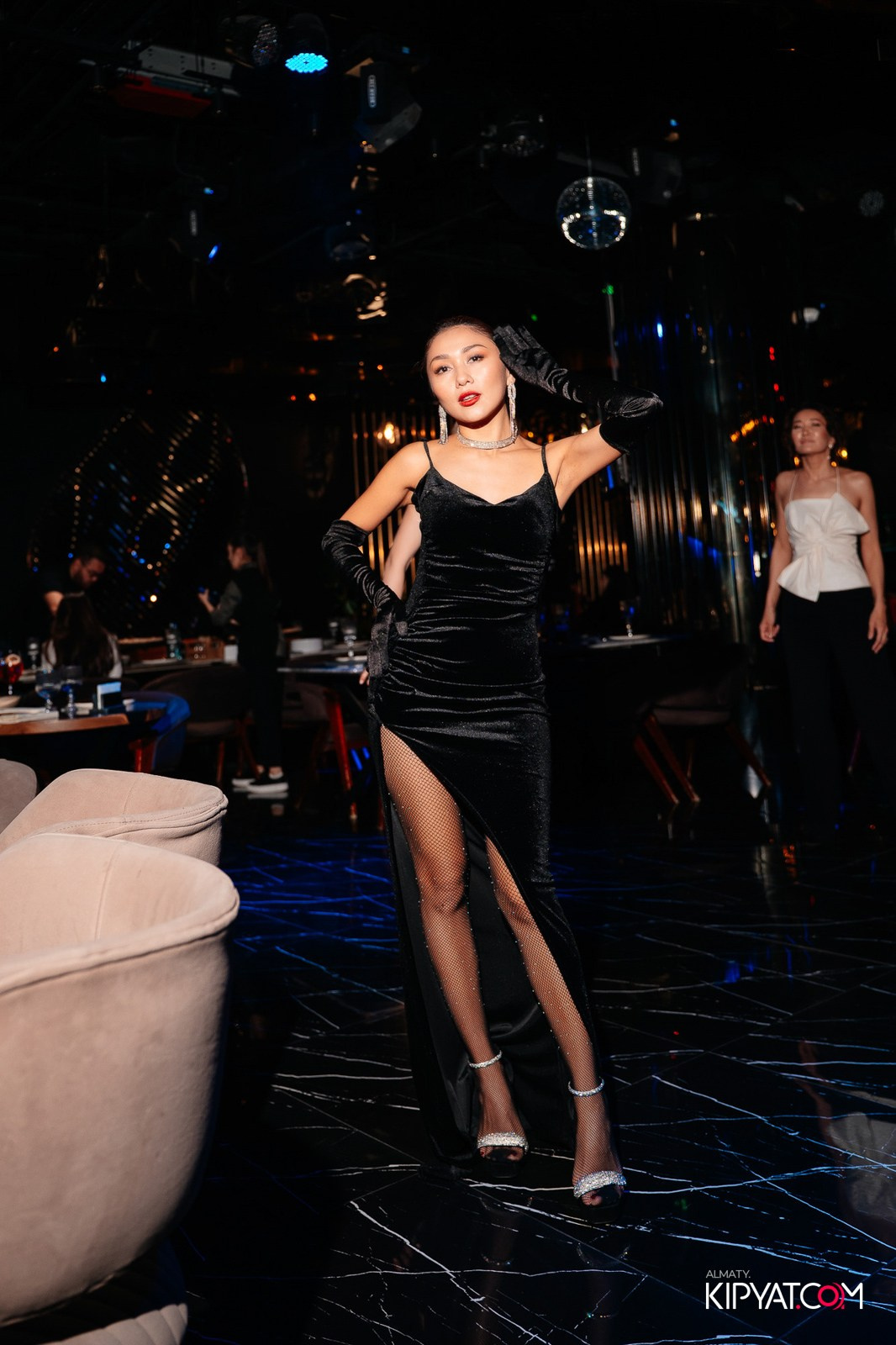 MOOD KARAOKE & TERRACE. КИПЯТКОМ АЛМАТЫ!