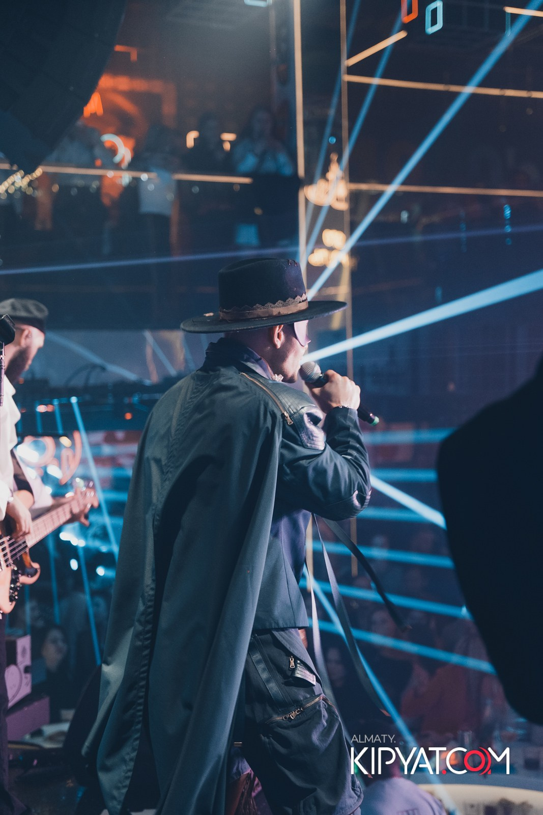 SANTA BARBARA — SPECIAL QUEST МИТЯ ФОМИН. КИПЯТКОМ АЛМАТЫ!