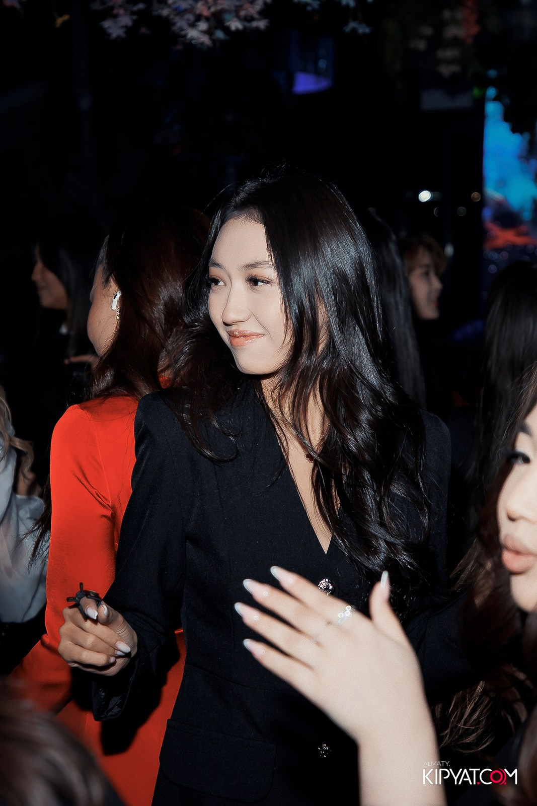 FRIENDS BAR & TERRACE. КИПЯТКОМ АЛМАТЫ!