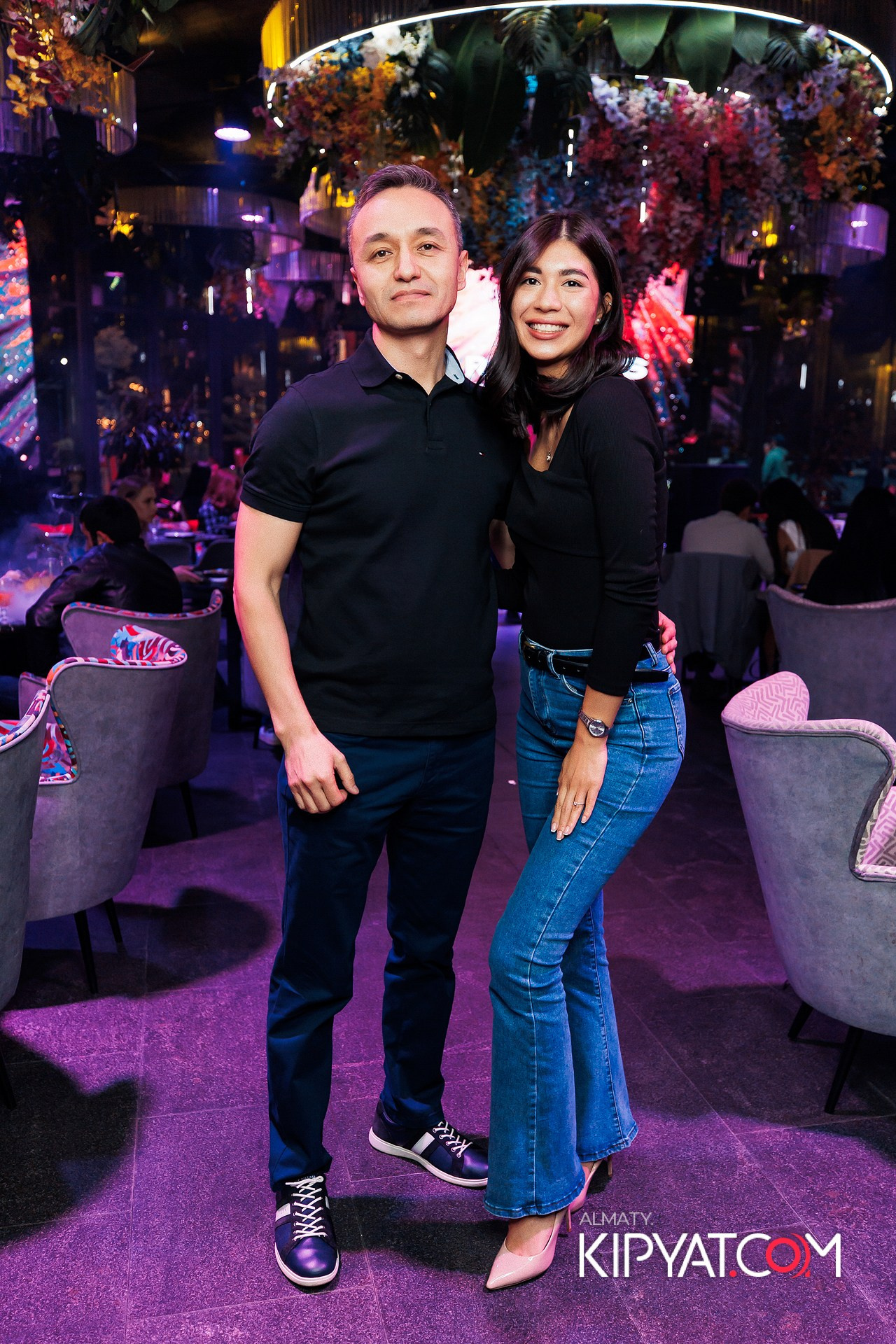 FRIENDS BAR & TERRACE. КИПЯТКОМ АЛМАТЫ! Фотосъемка мероприятий в Алматы