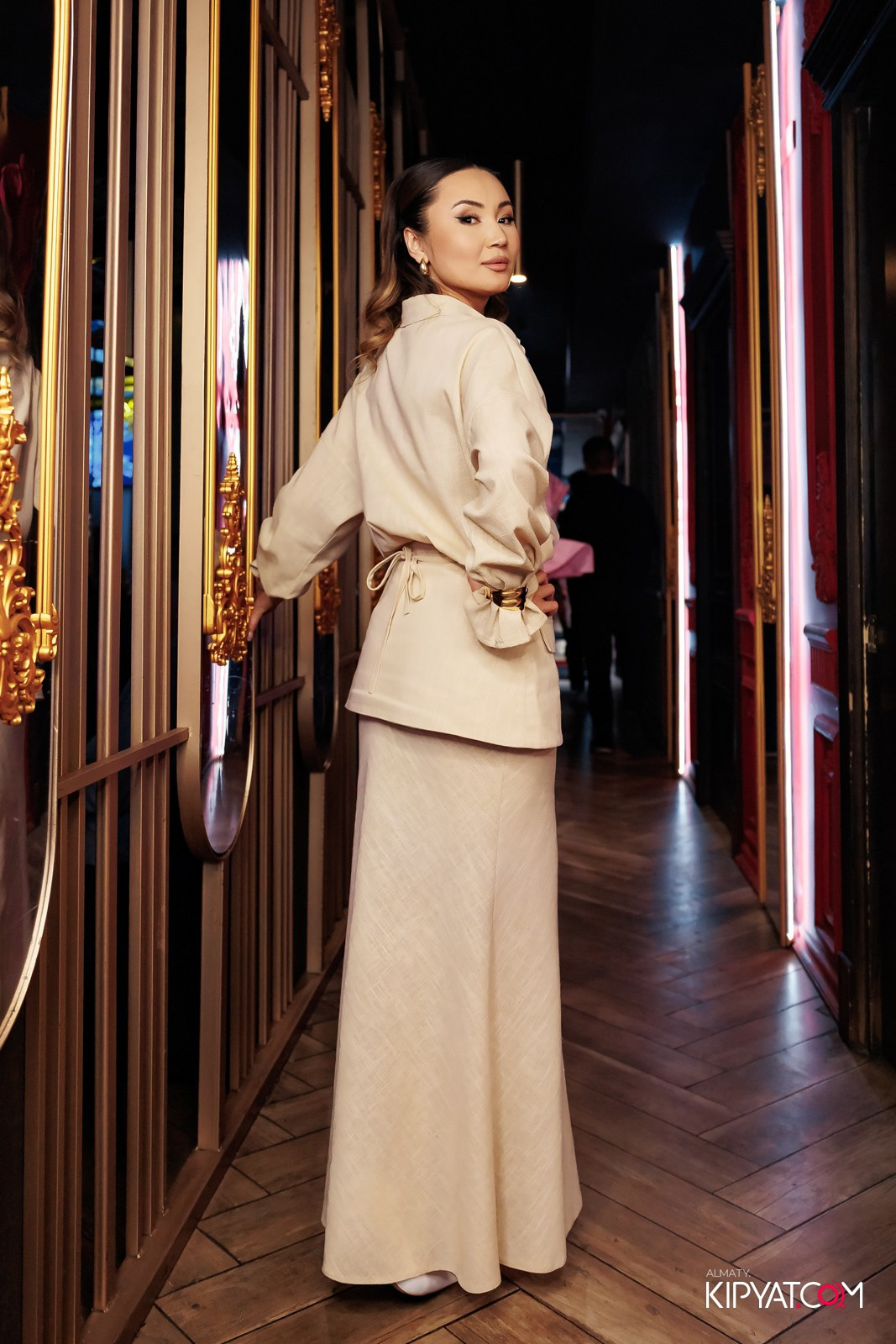 ЗАЯ, НА БИС. КИПЯТКОМ АЛМАТЫ!