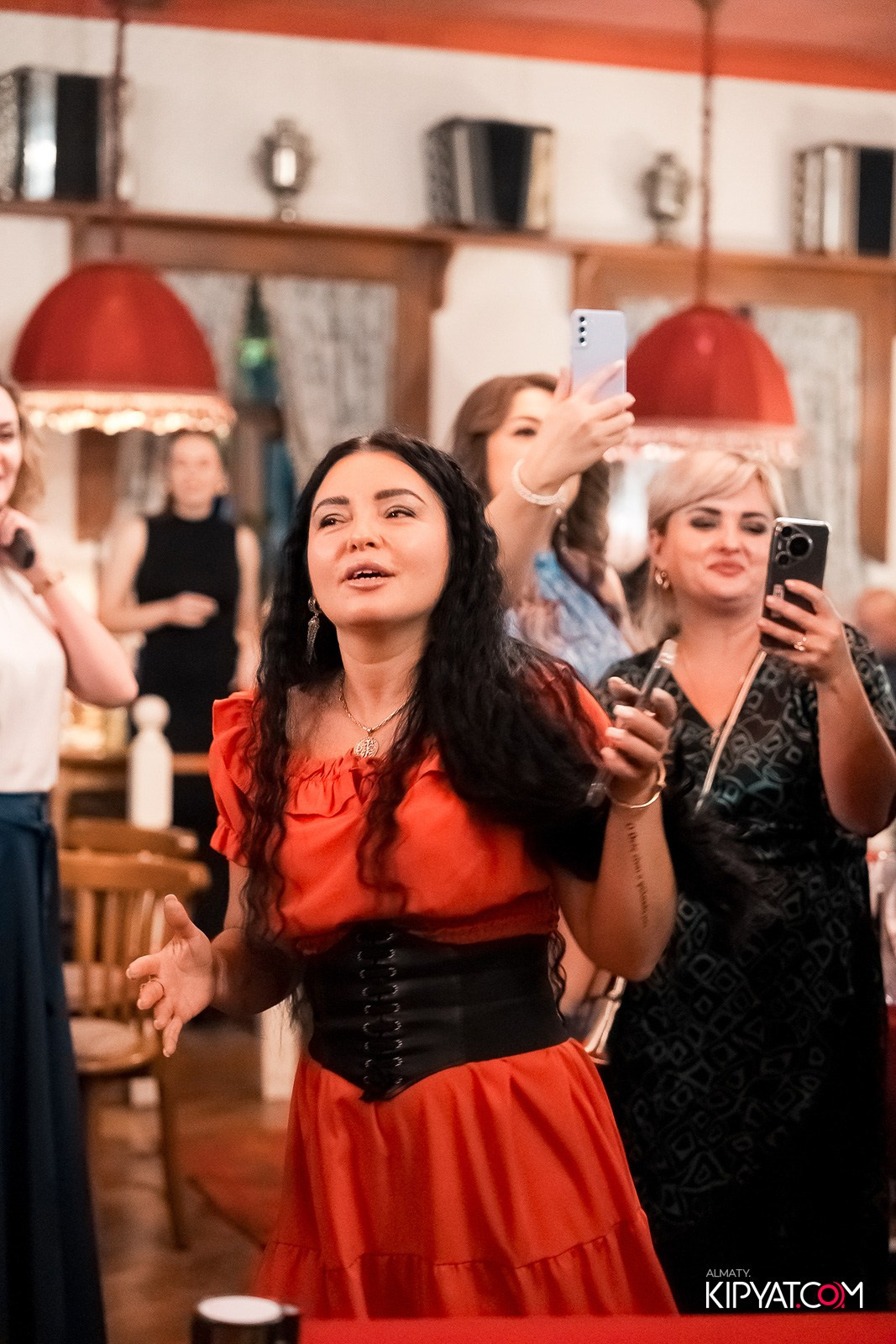 РЕСТОРАН МАРЬИНА РОЩА. КИПЯТКОМ АЛМАТЫ!