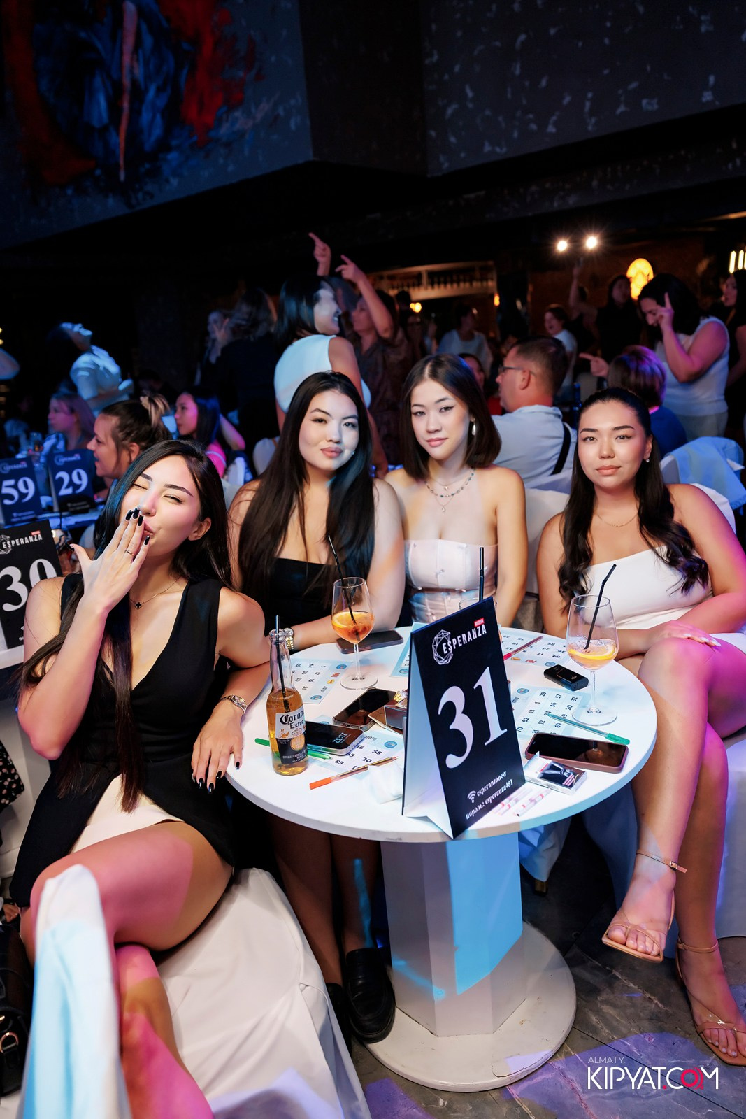 МУЗЫКАЛЬНОЕ ЛОТО В HIT RETRO. КИПЯТКОМ АЛМАТЫ!