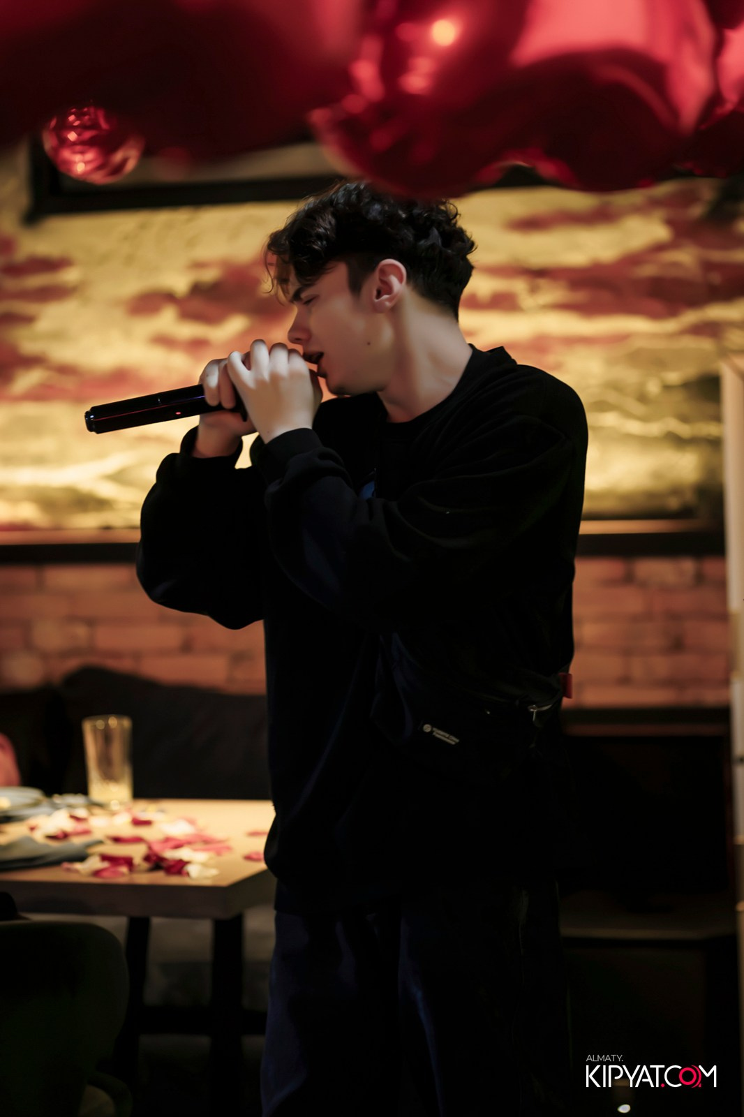 SPACE KARAOKE BAR. КИПЯТКОМ АЛМАТЫ! Фотосъемка мероприятий в Алматы