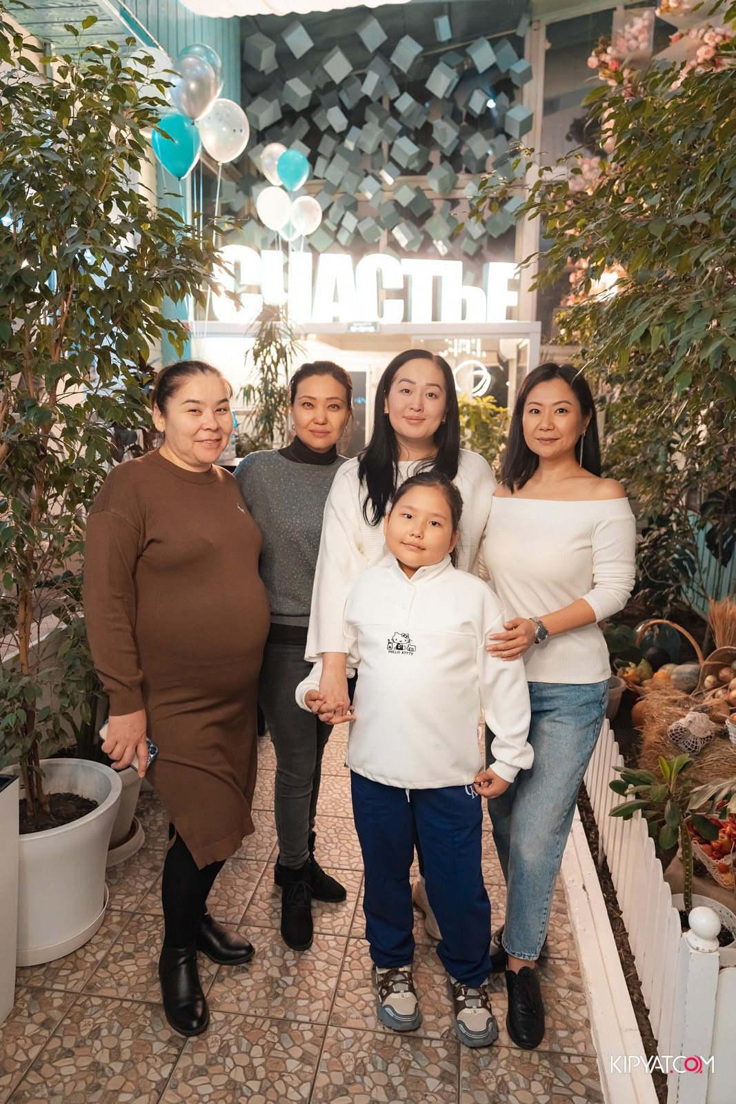 9 ЛЕТ ДОМ-РЕСТОРАНУ СЧАСТЬЕ. КИПЯТКОМ АЛМАТЫ!