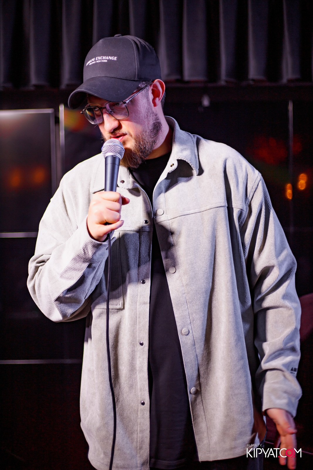 STAND UP КОНЦЕРТ АЛЕКСАНДРА МЕРКУЛЬ ESTATE KARAOKE BAR. КИПЯТКОМ АЛМАТЫ! Фотосъемка мероприятий в Алматы