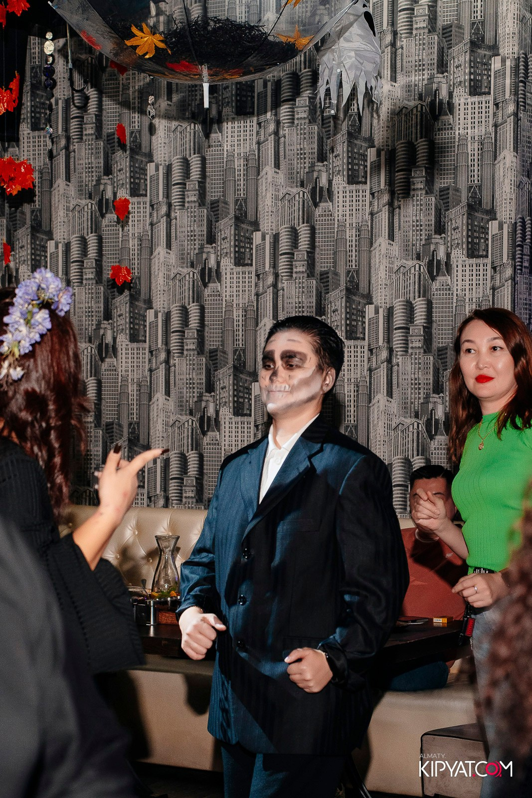 HALLOWEEN PARTY — THE WALL STREET. КИПЯТКОМ АЛМАТЫ!