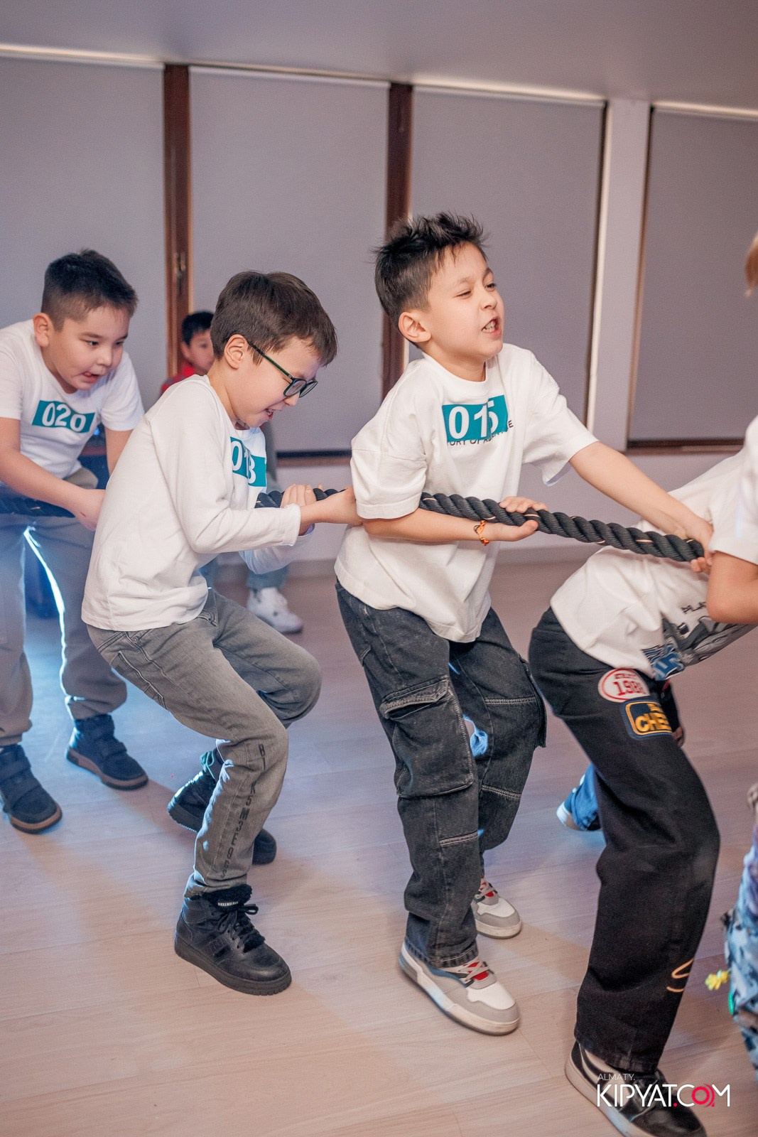 КВЕСТ-ШОУ ALAROVICH / ИГРА В КАЛЬМАРА. КИПЯТКОМ АЛМАТЫ!