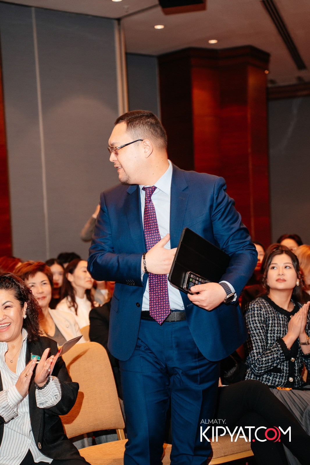 KAZAKH FASHION INDUSTRY. КИПЯТКОМ АЛМАТЫ!