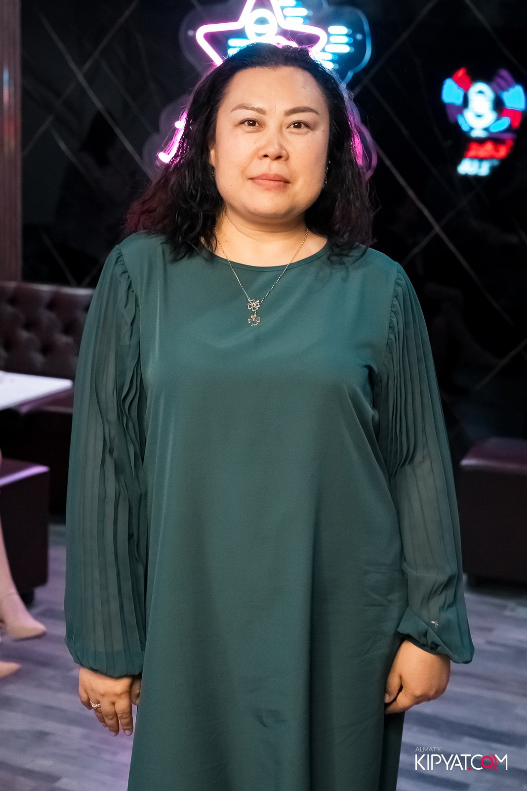 КАРАОКЕ РОЯЛЬ COSMO. КИПЯТКОМ АЛМАТЫ!