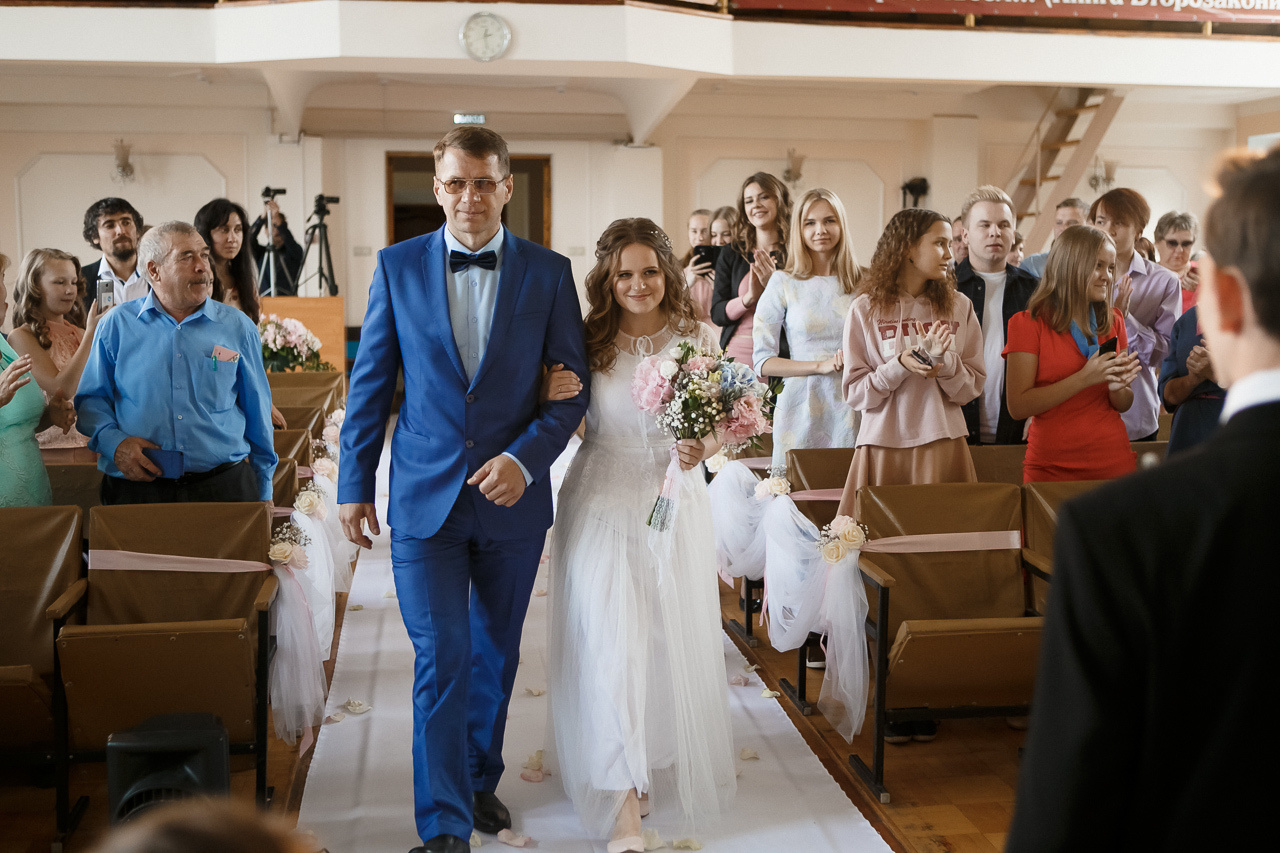 Даниил и Ирина (венчание и прогулка). Семейный и свадебный фотограф в Нижнем Новгороде
