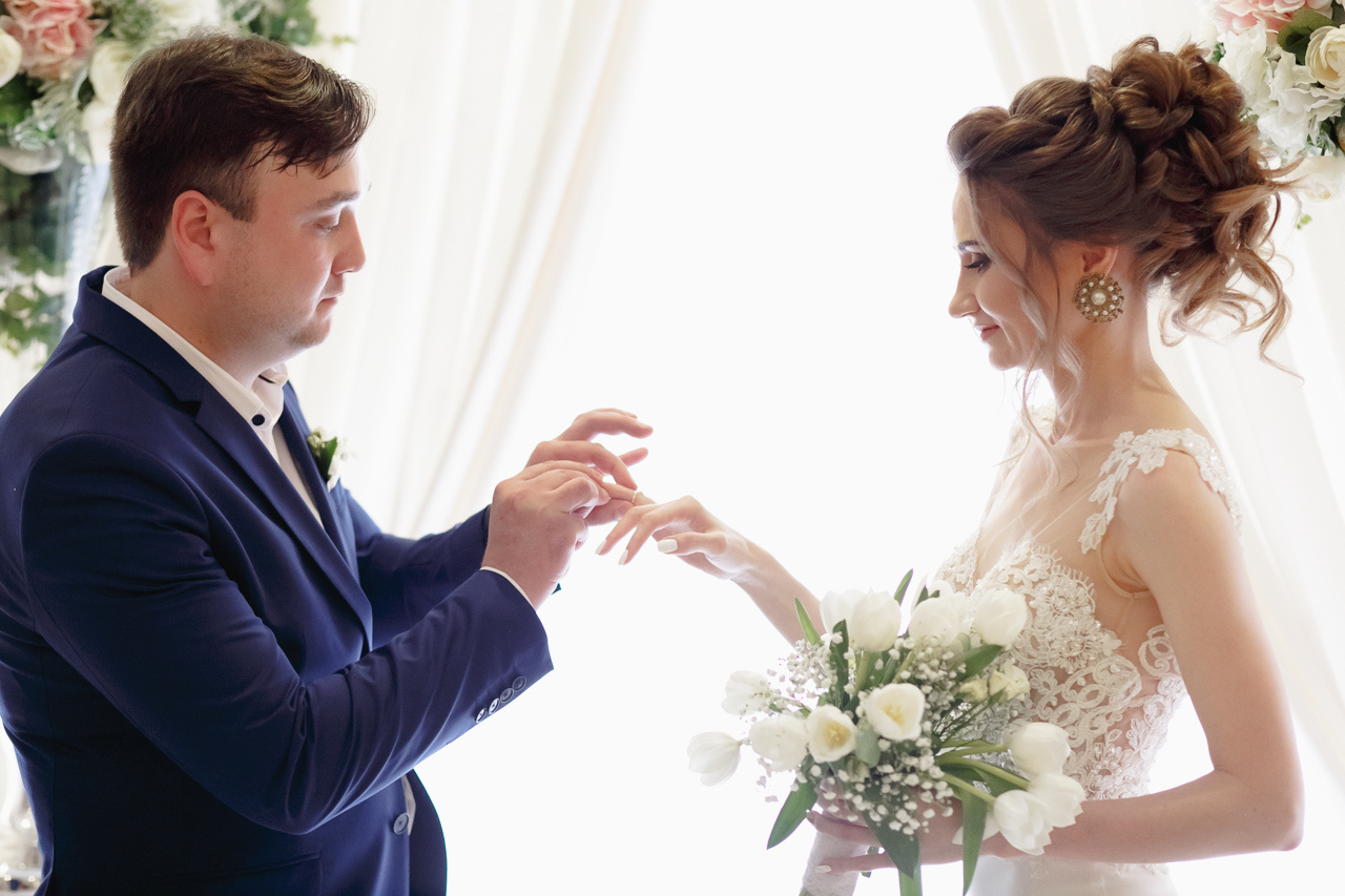 Алена и Борис (прогулка и начало банкета). Семейный и свадебный фотограф в Нижнем Новгороде