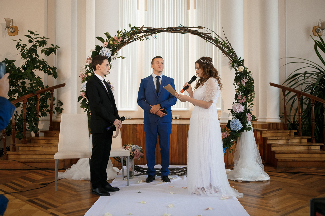 Даниил и Ирина (венчание и прогулка). Семейный и свадебный фотограф в Нижнем Новгороде