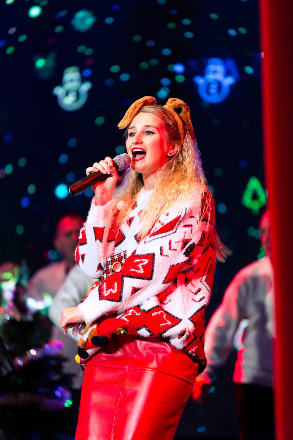 Концерт в Доме культуры. Андрей Кровлин — фотограф в Славянке