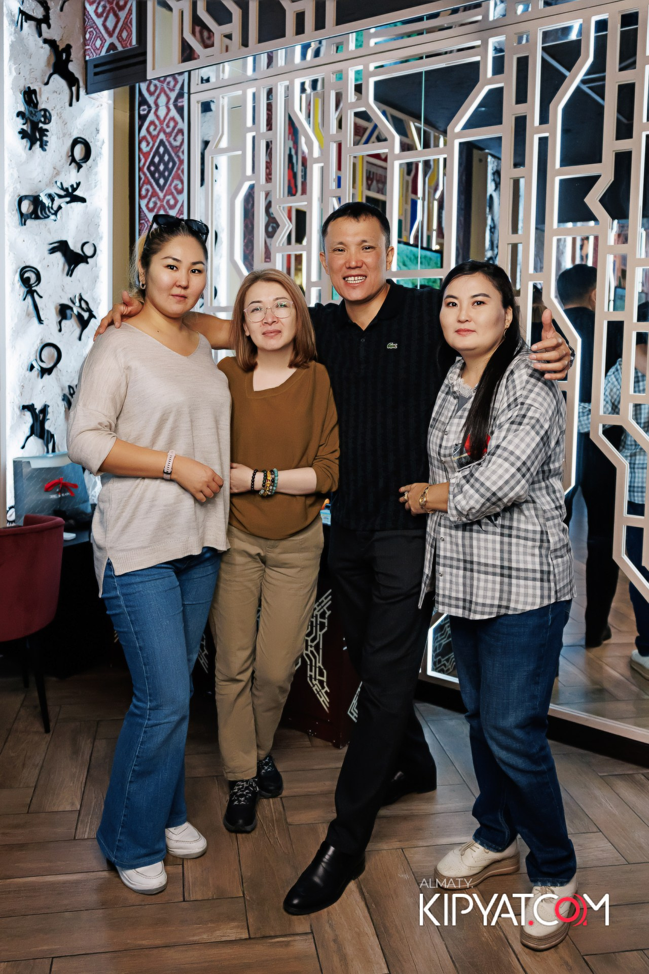 Зая, на бис. КИПЯТКОМ АЛМАТЫ!