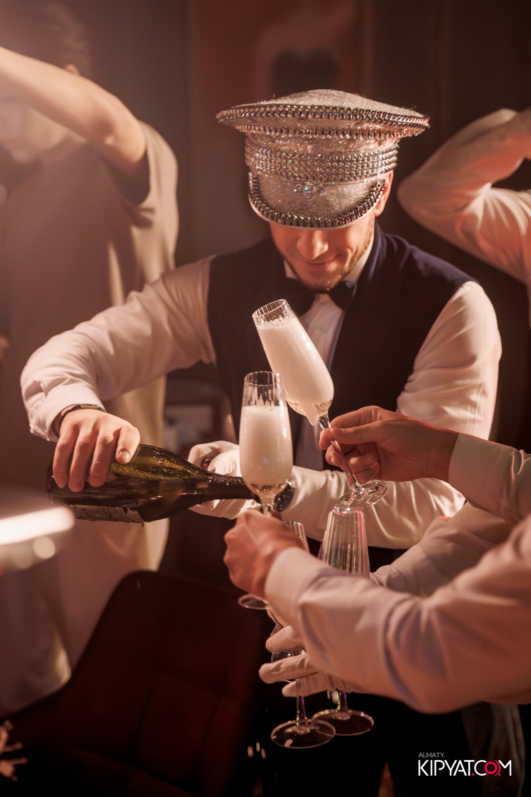 MARUV THE THEATER. КИПЯТКОМ АЛМАТЫ!