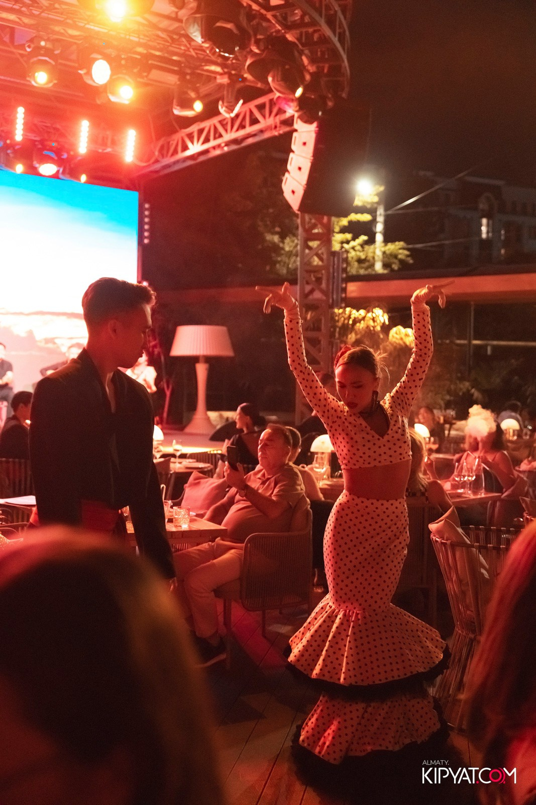 QUEEN. КИПЯТКОМ АЛМАТЫ!