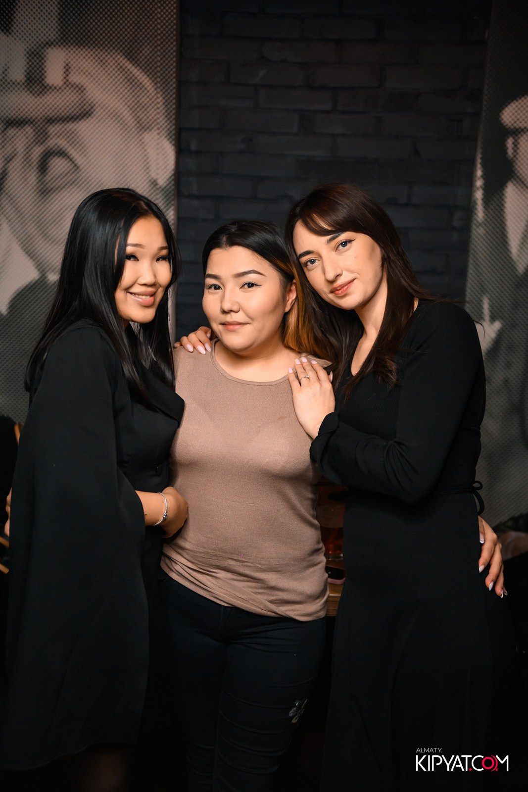 ПИНТА НА АЛТЫНСАРИНА. КИПЯТКОМ АЛМАТЫ! Фотосъемка мероприятий в Алматы