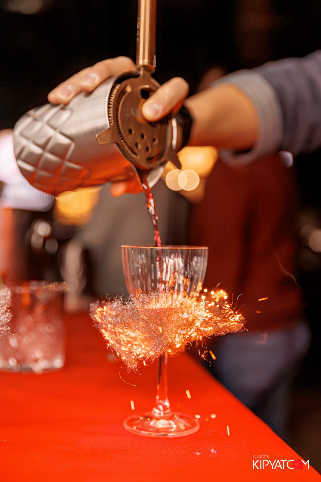 OLOVO BAR НА ДОСТЫК. КИПЯТКОМ АЛМАТЫ!