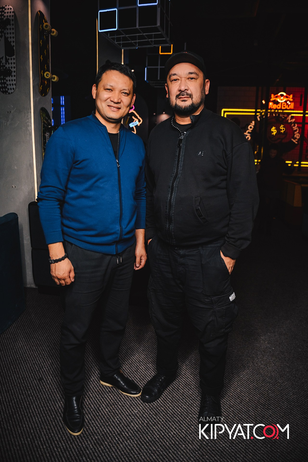 ВЫСТУПЛЕНИЕ ГРУППЫ ВИРУС SANTA BARBARA. КИПЯТКОМ АЛМАТЫ!