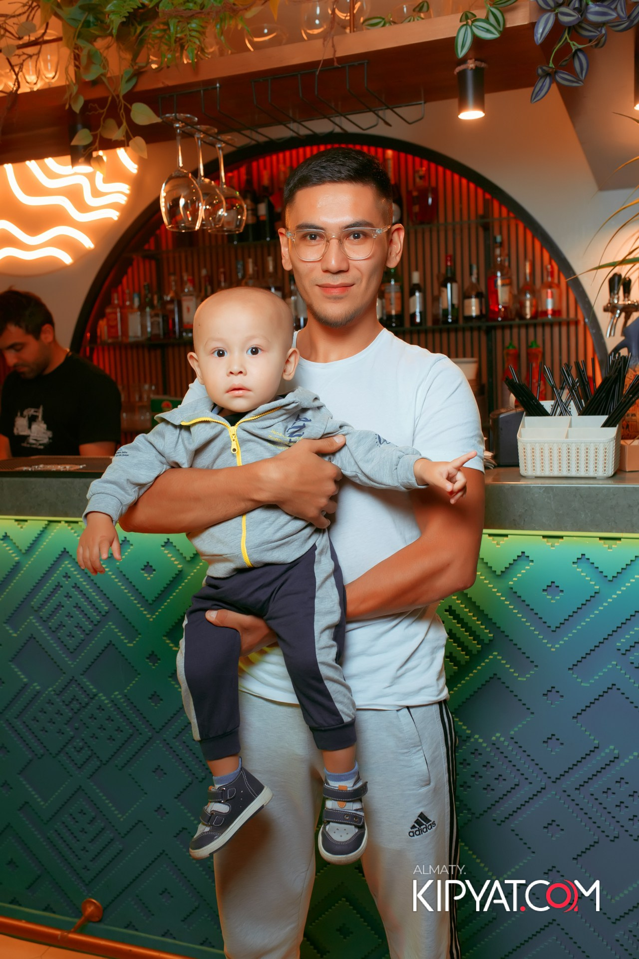 Modi Restobarchik. КИПЯТКОМ АЛМАТЫ!