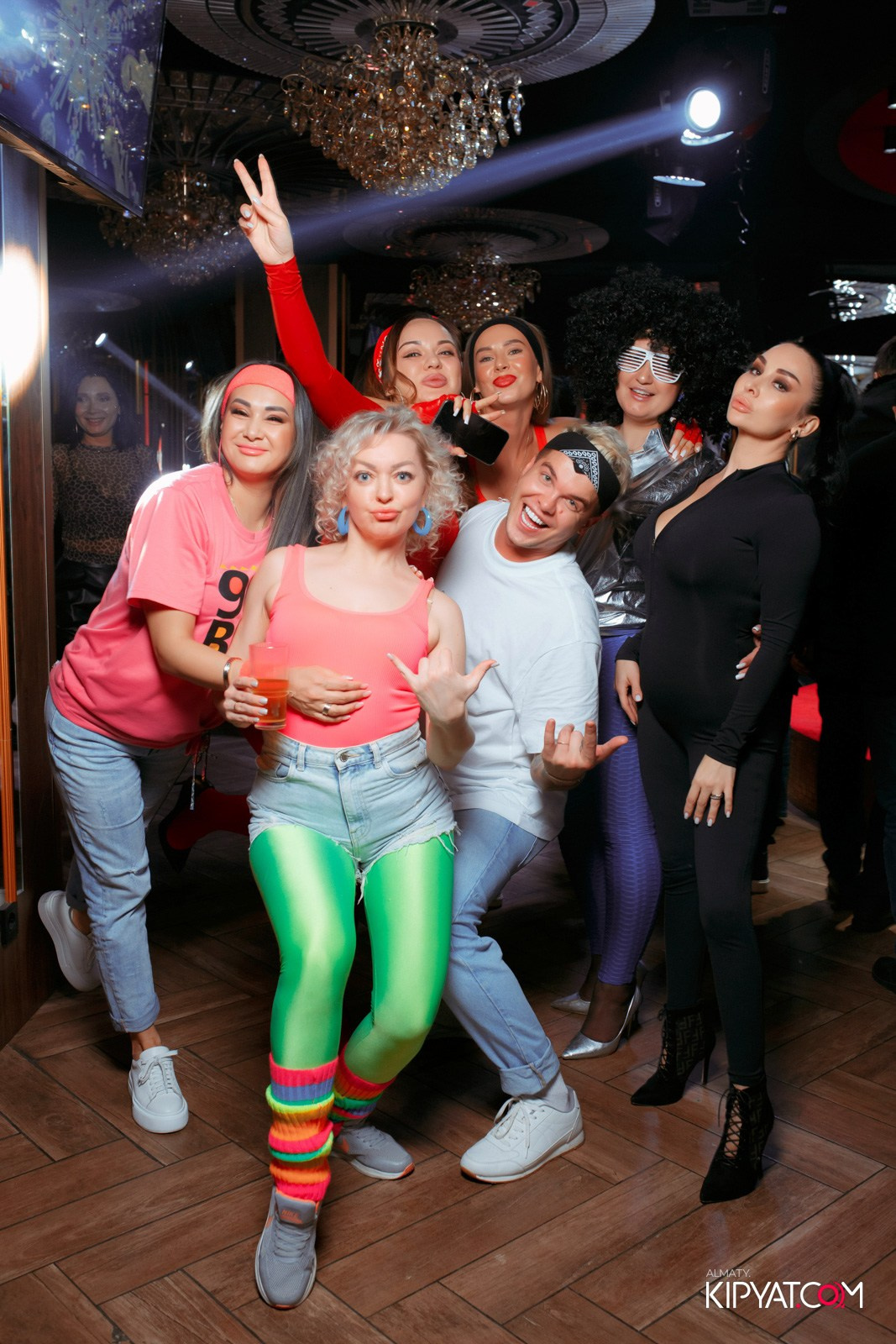 ЗАЯ, НА БИС. КИПЯТКОМ АЛМАТЫ!