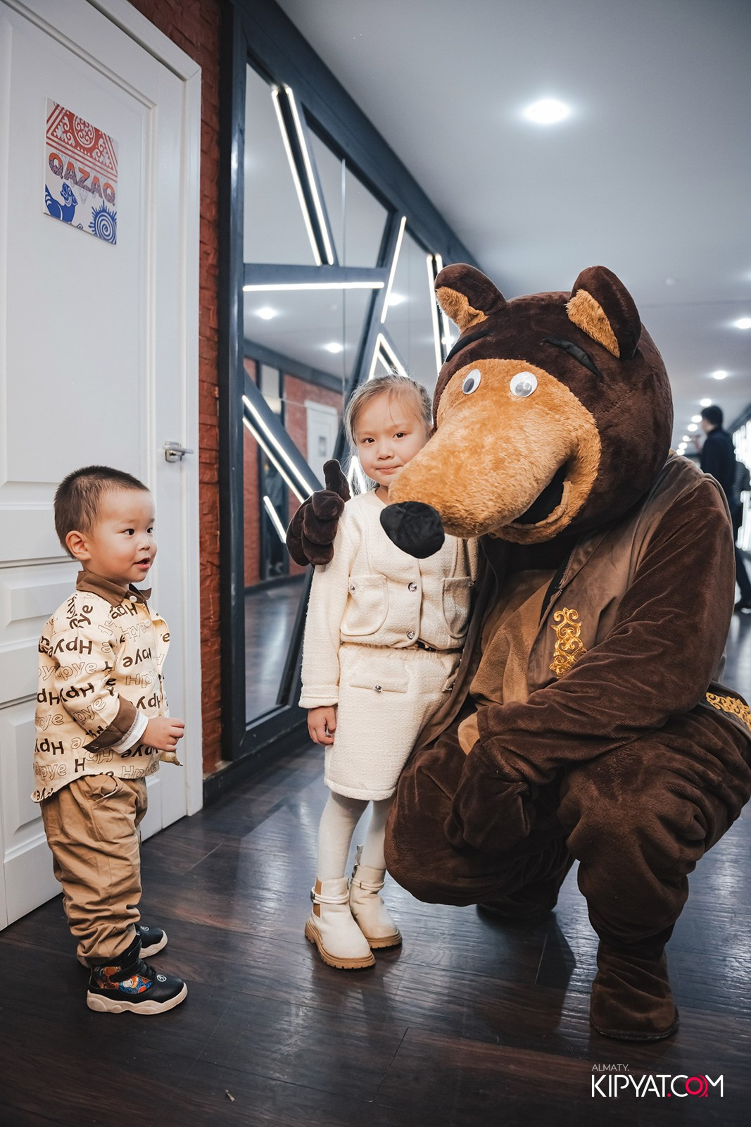 УХО И МЕДВЕДЬ НА САИНА. КИПЯТКОМ АЛМАТЫ!