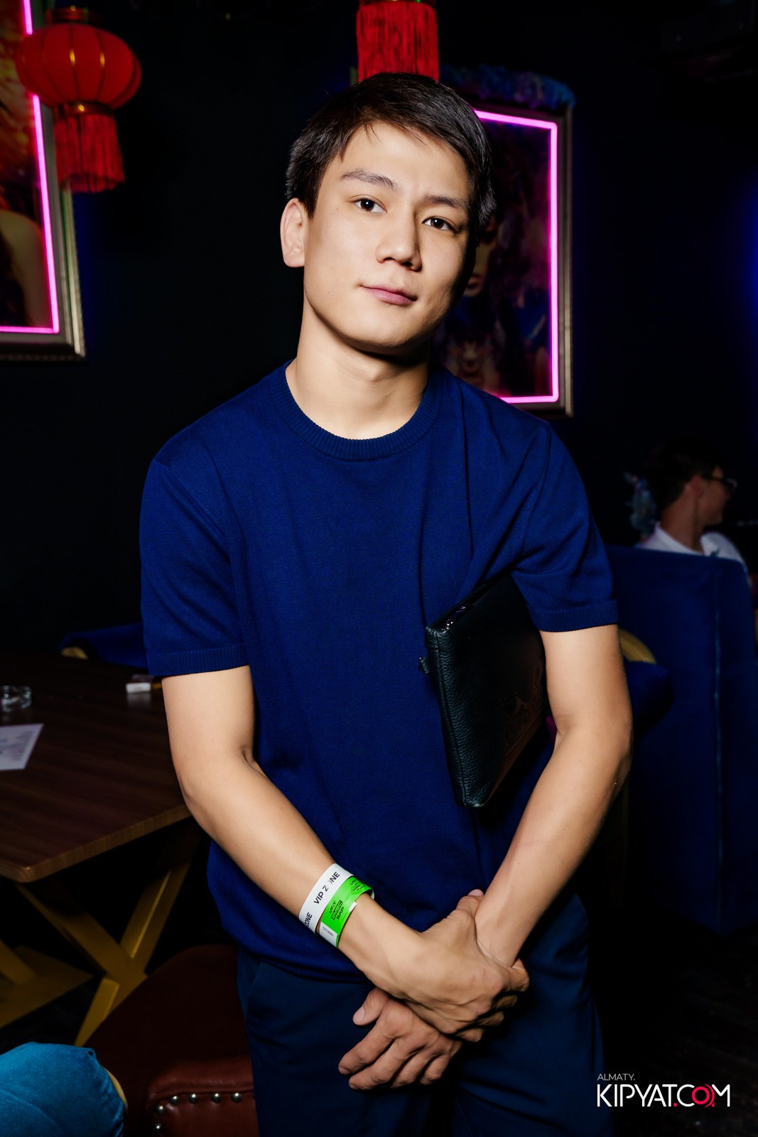 UYAT EMES BAR. КИПЯТКОМ АЛМАТЫ!