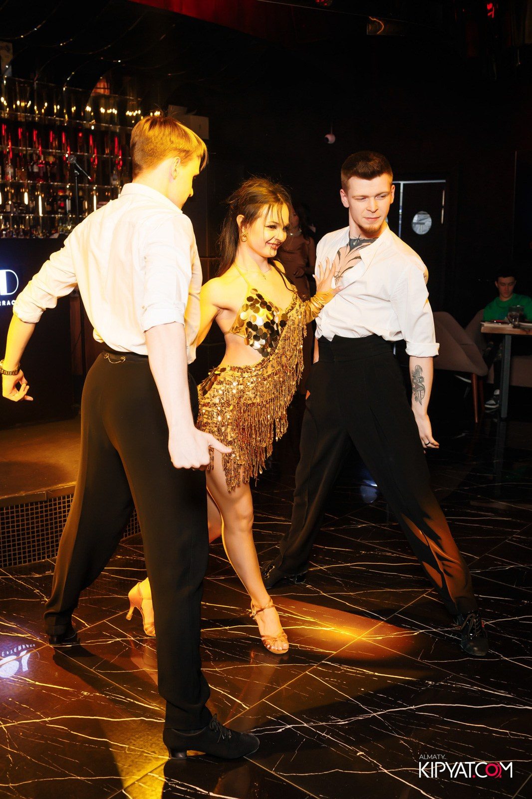 MOOD KARAOKE & TERRACE. КИПЯТКОМ АЛМАТЫ!