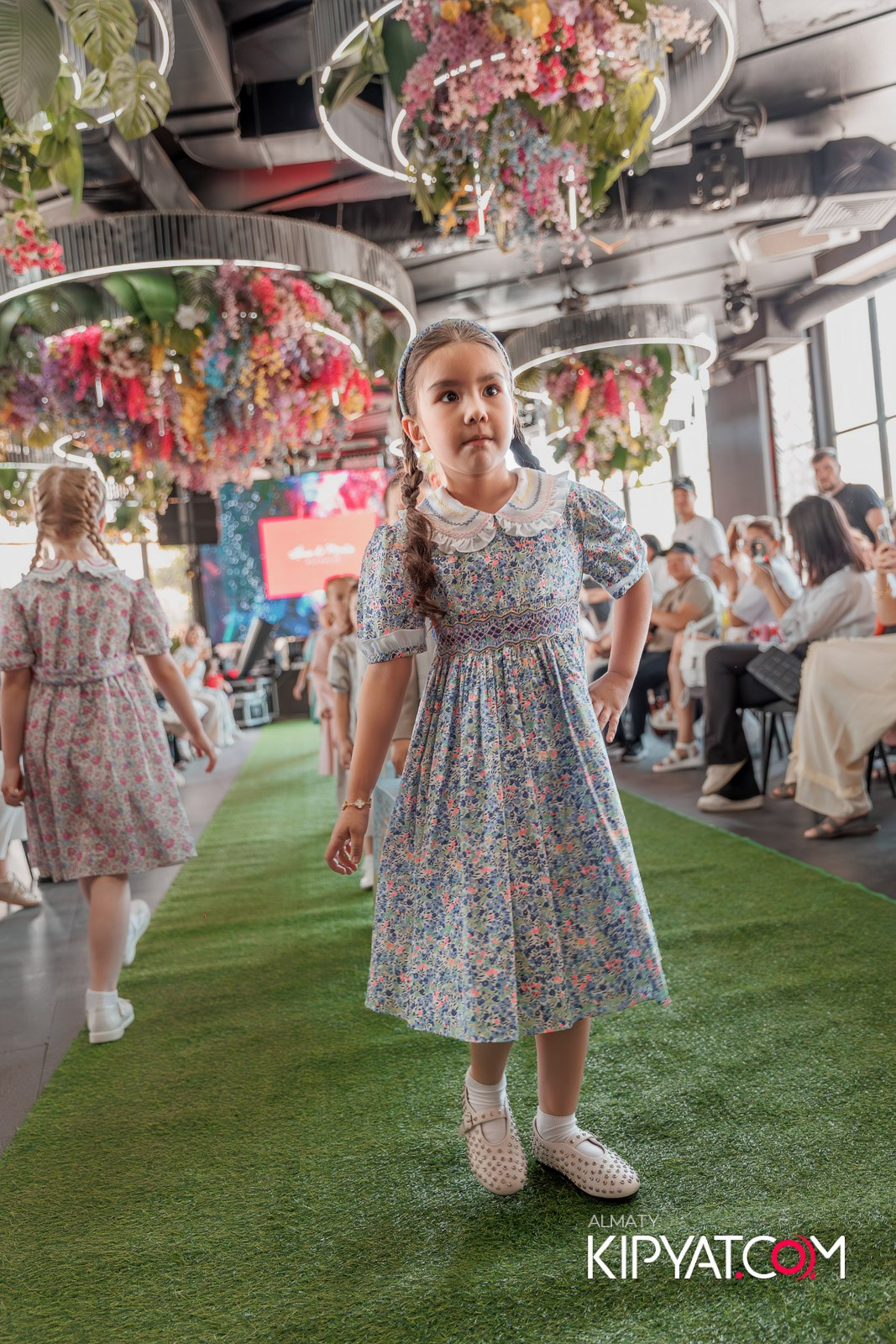 PROM KIDS FASHION SHOW. КИПЯТКОМ АЛМАТЫ!