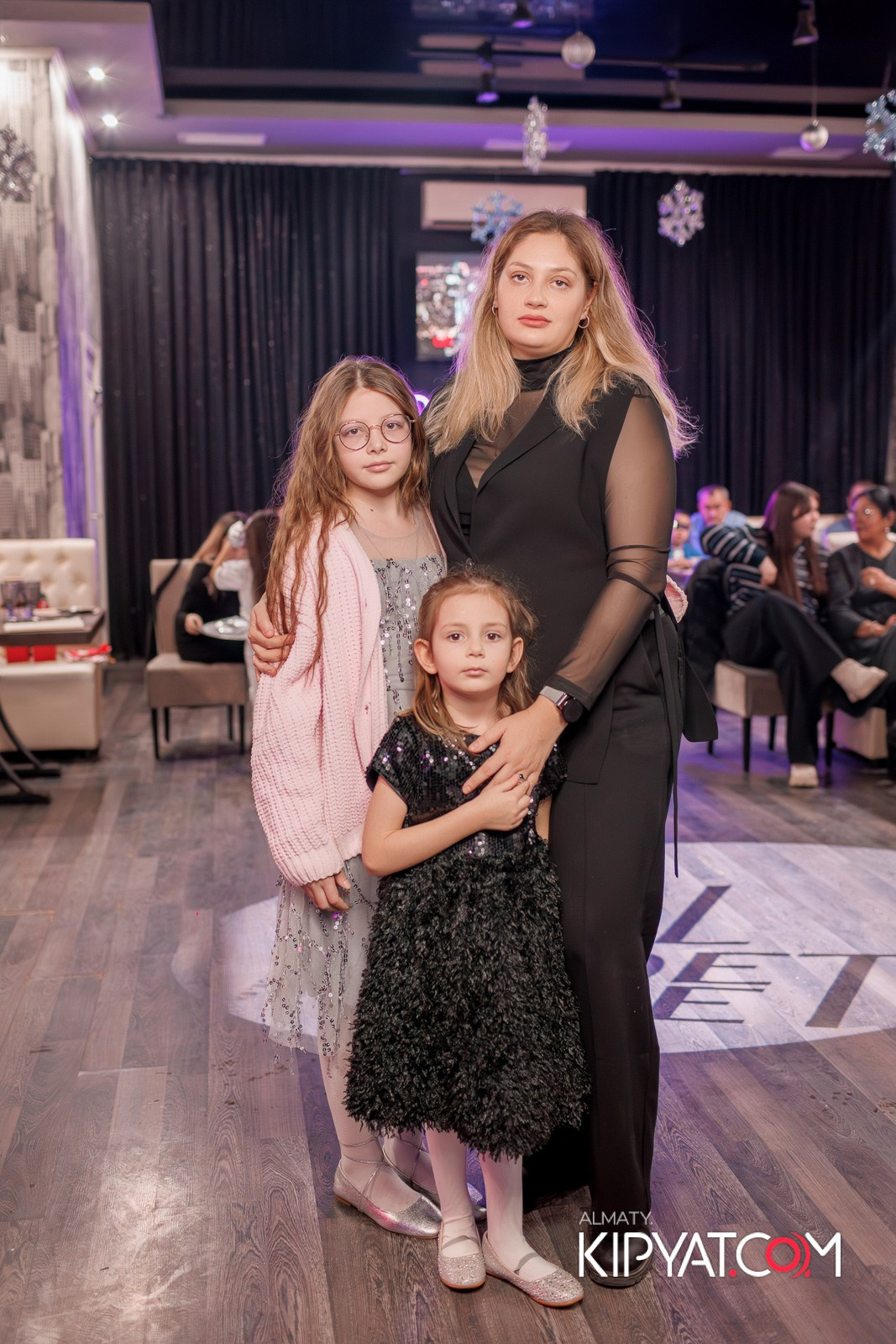 НОВОГОДНИЙ ОТЧЕТНЫЙ КОНЦЕРТ МУЗЫКАЛЬНОЙ ШКОЛЫ «SOULWAY». КИПЯТКОМ АЛМАТЫ!