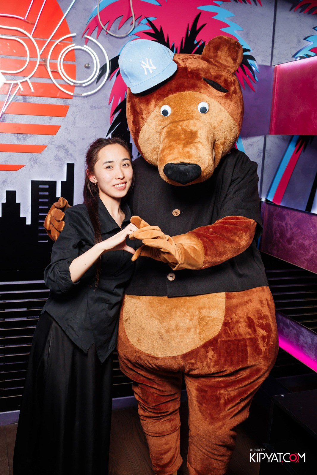 УХО И МЕДВЕДЬ НА ГАГАРИНА. КИПЯТКОМ АЛМАТЫ!