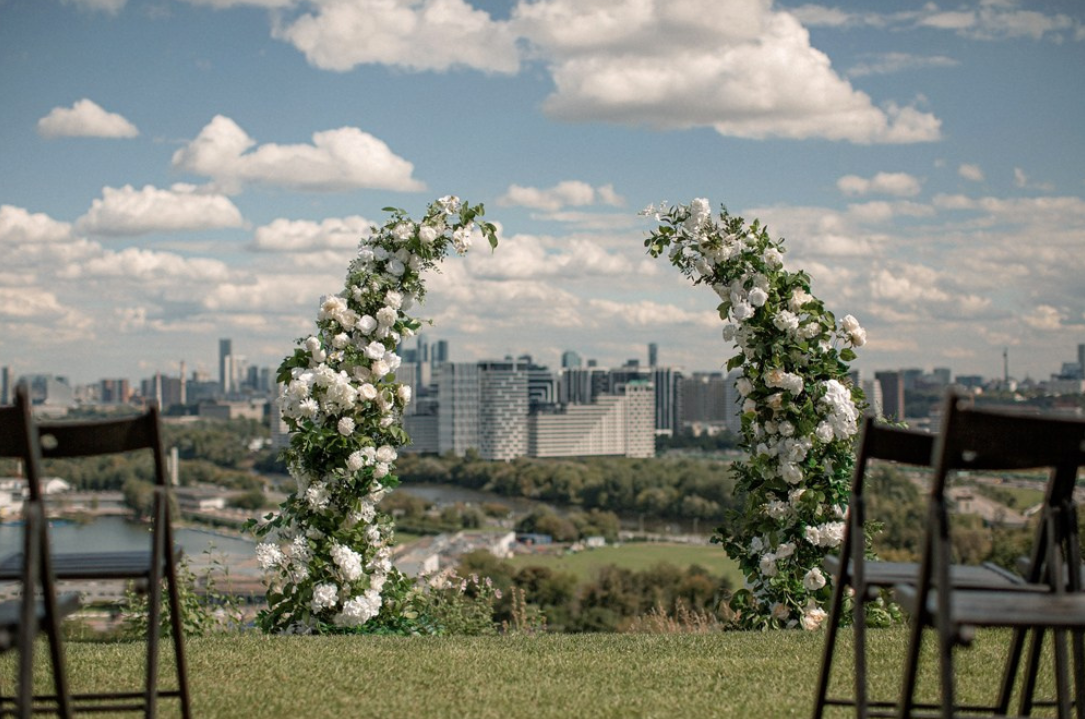 Площадка № 2-16. Свадебный организатор Москва