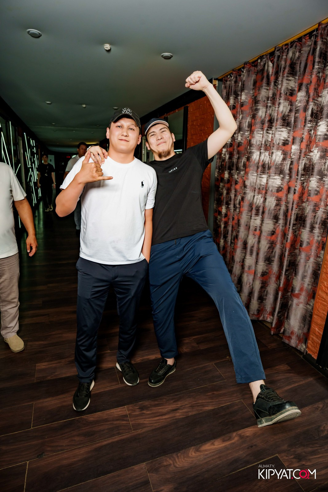 УХО И МЕДВЕДЬ НА САИНА. КИПЯТКОМ АЛМАТЫ!