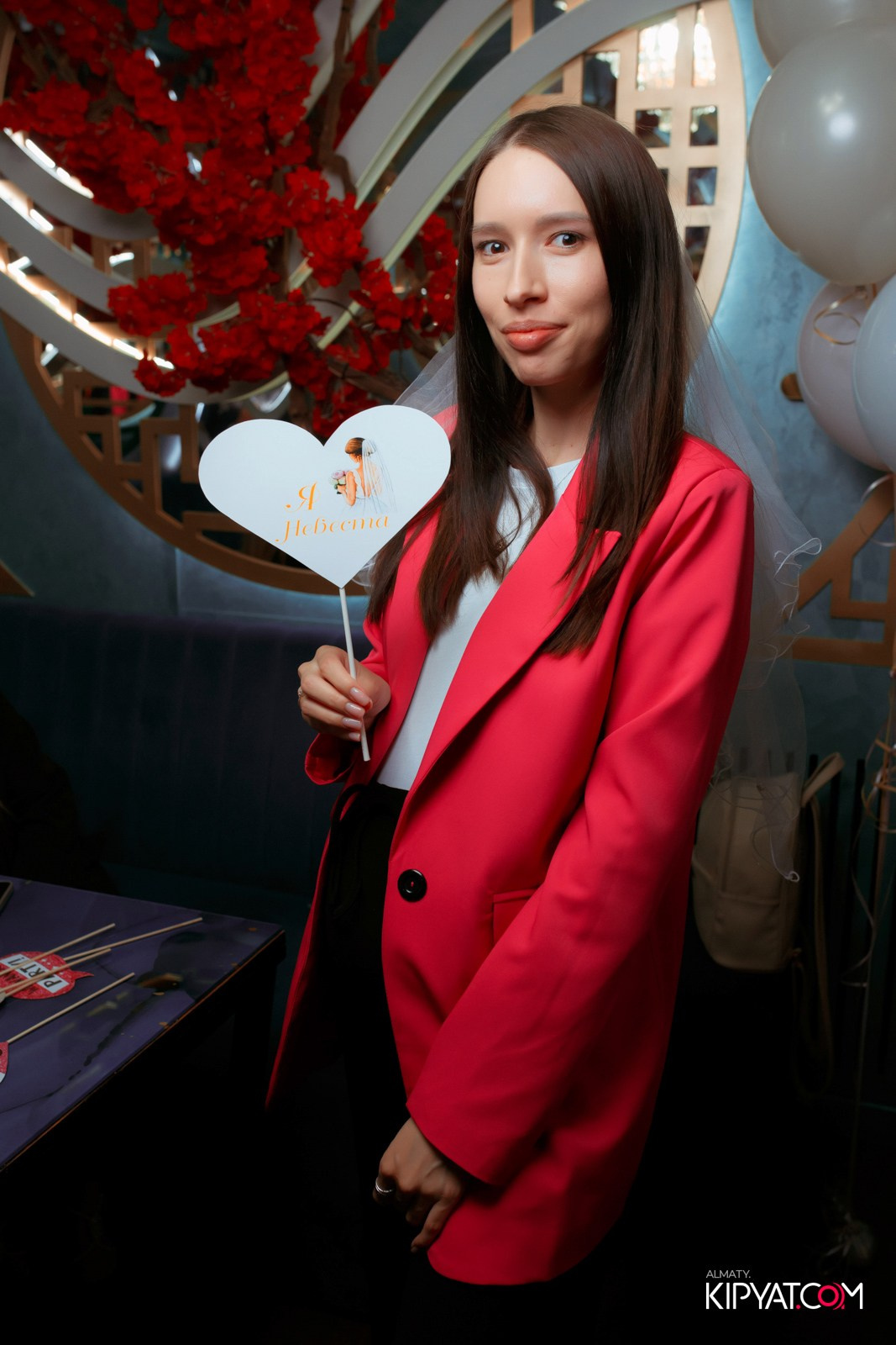 УХО И МЕДВЕДЬ НА ГАГАРИНА. КИПЯТКОМ АЛМАТЫ!