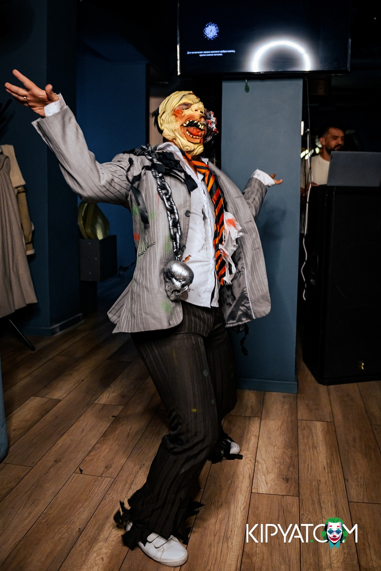 LOKO BAR. КИПЯТКОМ АЛМАТЫ!