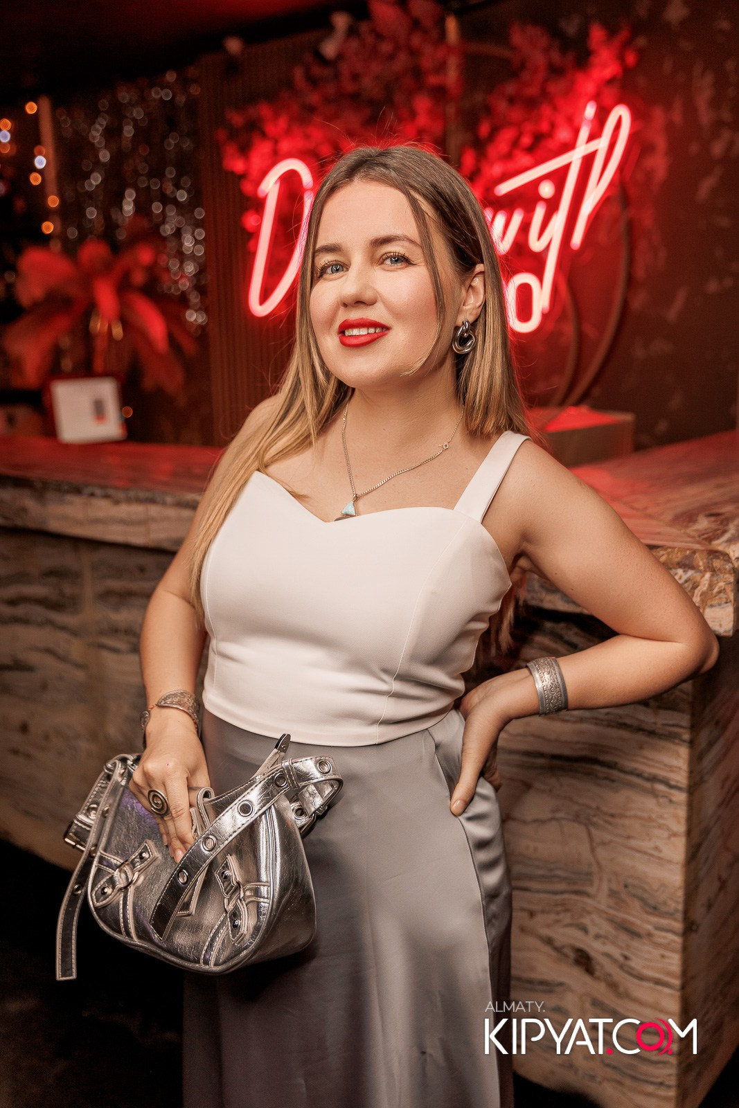 МУЗЫКАЛЬНОЕ ЛОТО В HIT RETRO. КИПЯТКОМ АЛМАТЫ!