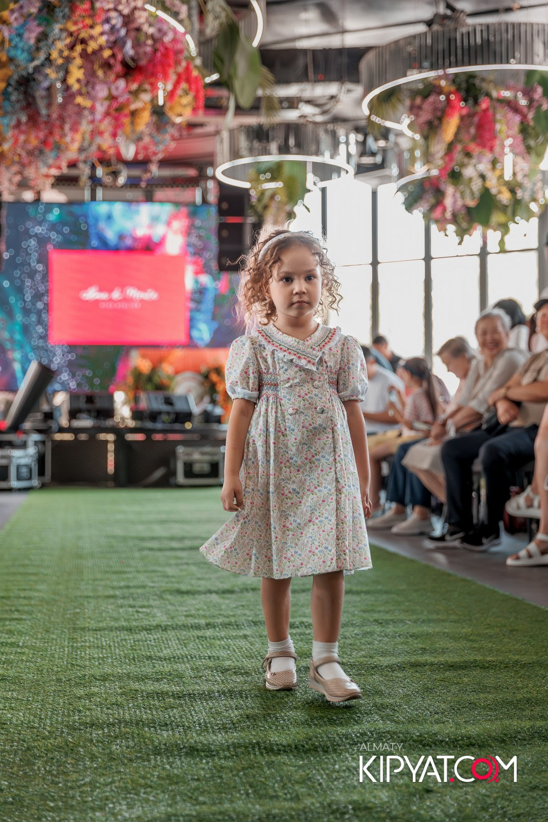 PROM KIDS FASHION SHOW. КИПЯТКОМ АЛМАТЫ!