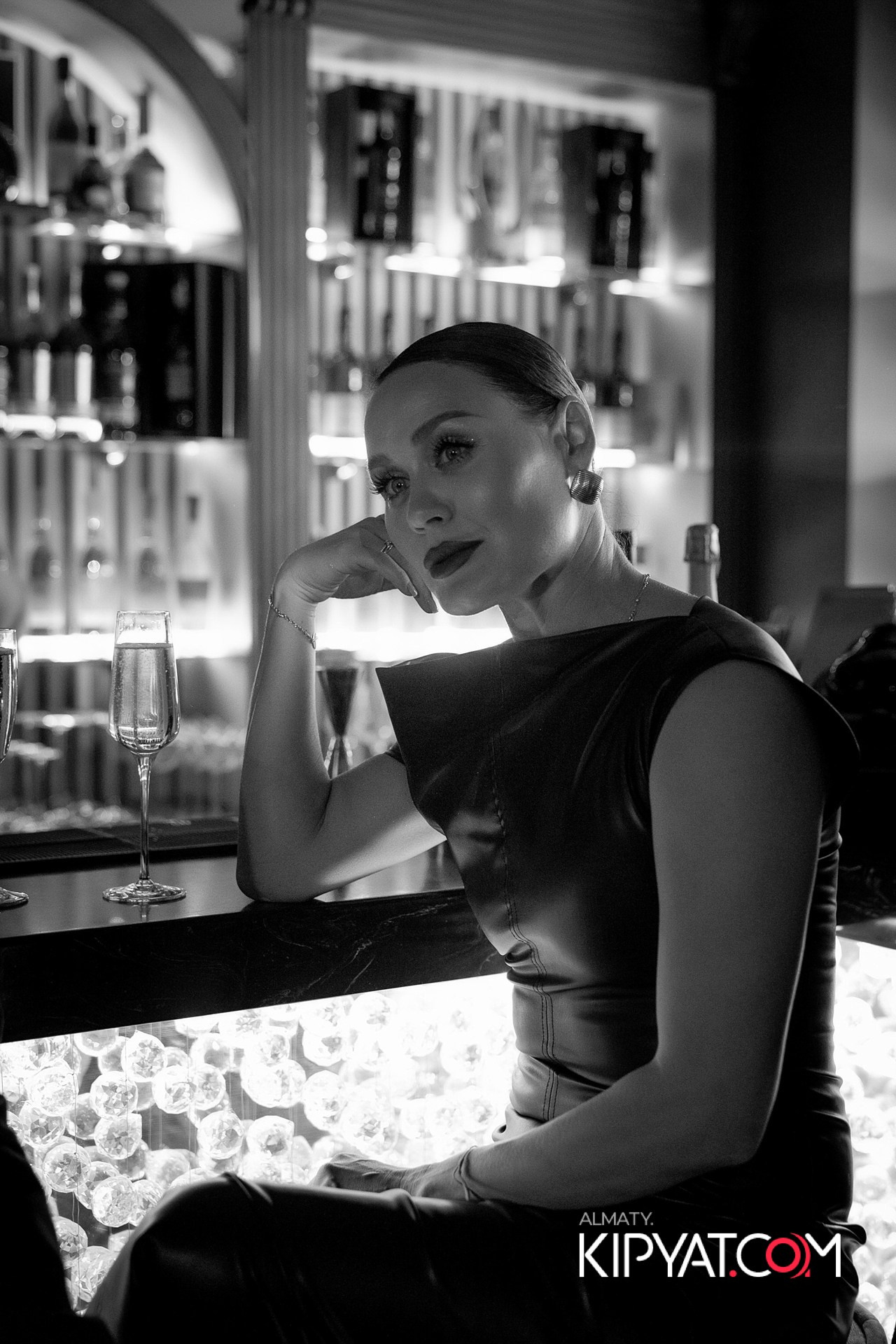 THE THEATER. КИПЯТКОМ АЛМАТЫ!