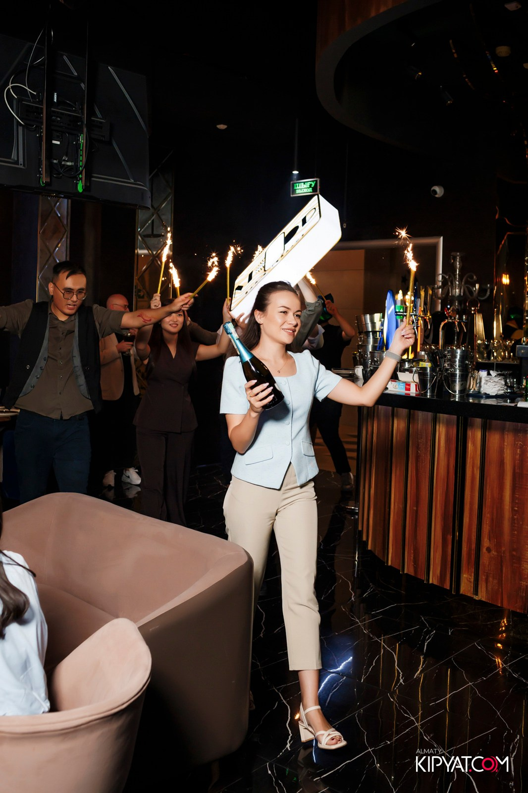 MOOD KARAOKE & TERRACE. КИПЯТКОМ АЛМАТЫ!