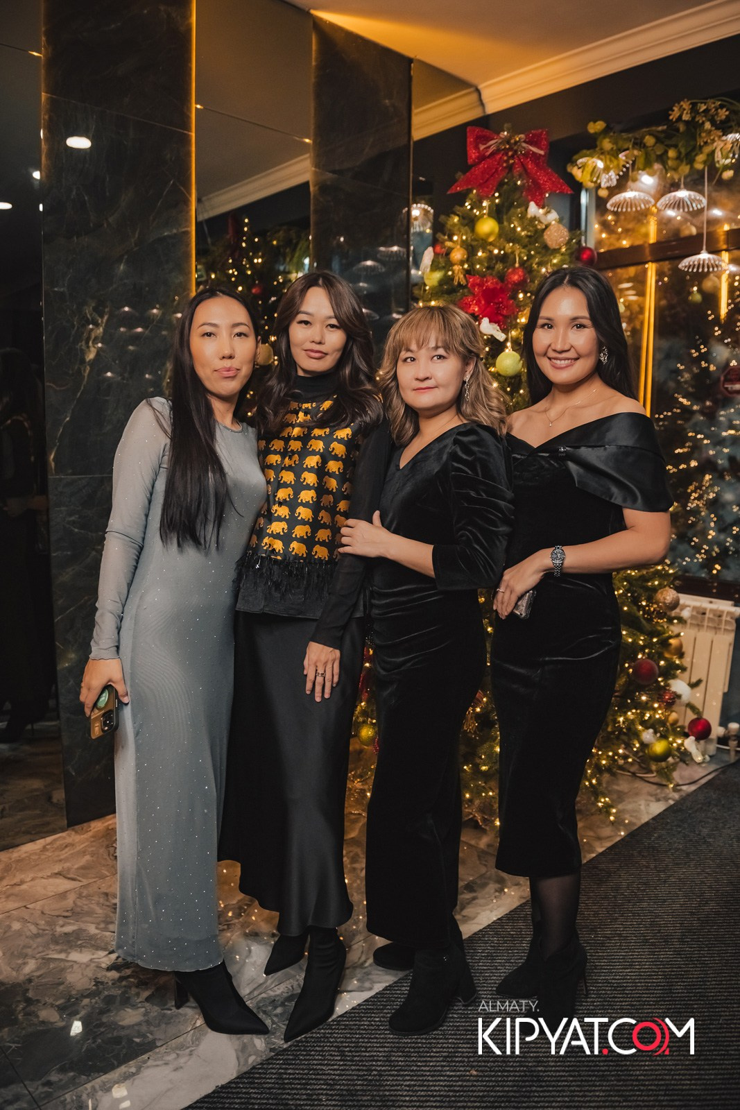 БАР ПАНАЕХАЛИ НА ДОСТЫК. КИПЯТКОМ АЛМАТЫ!