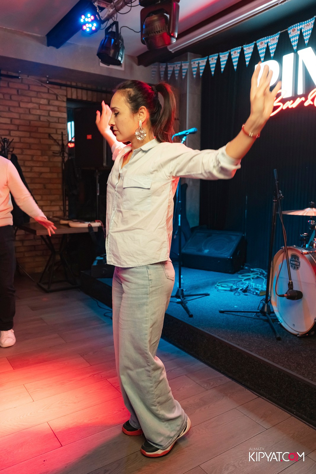 OKTOBERFEST — ПИНТА НА ГОГОЛЯ. КИПЯТКОМ АЛМАТЫ!